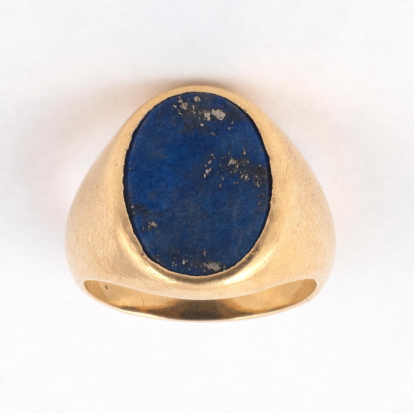 Retro Lapis Lazuli 18 Karat Yellow Gold Ring