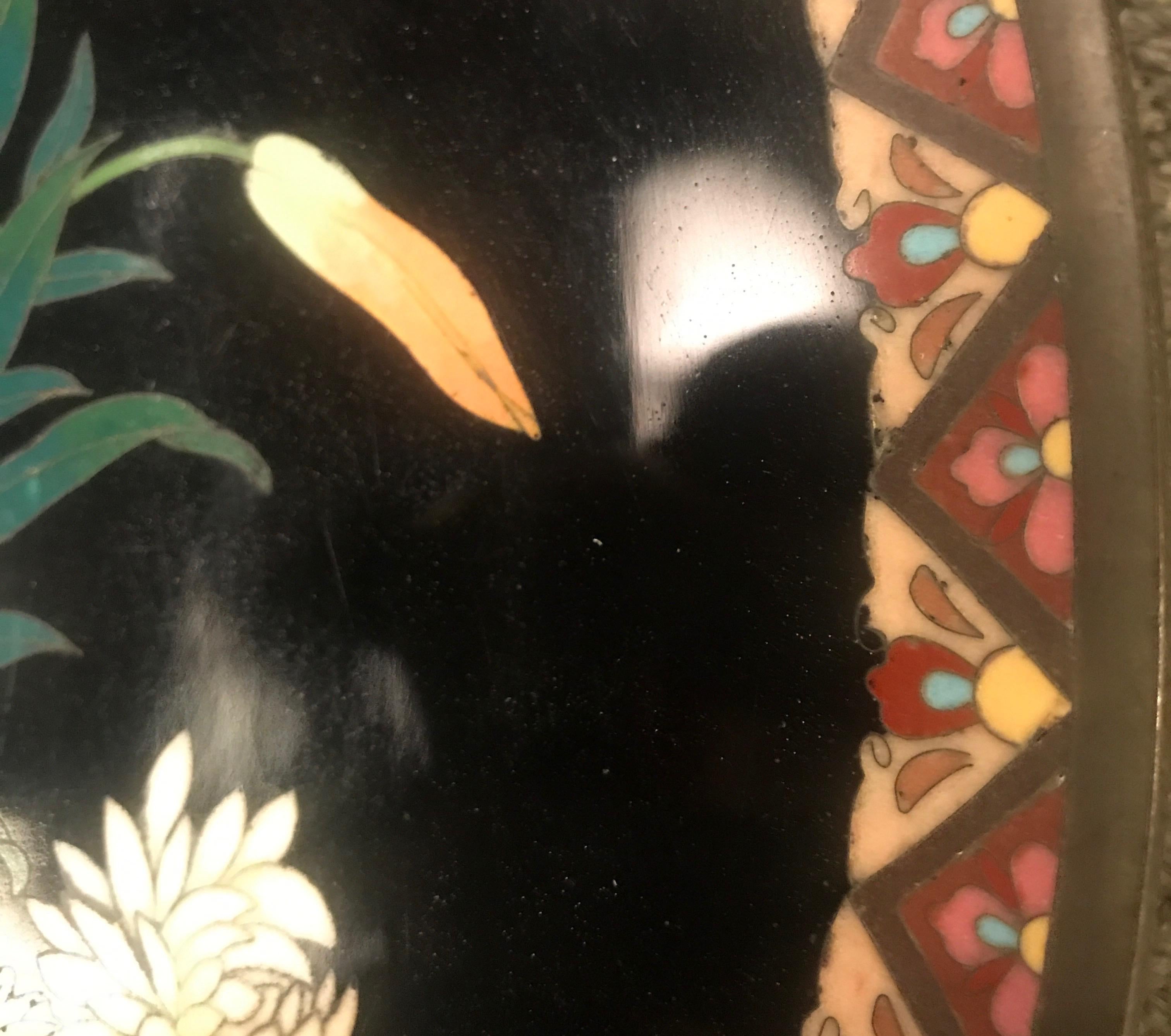 Période Meiji Chargeur cloisonné japonais du XIXe siècle en vente 1