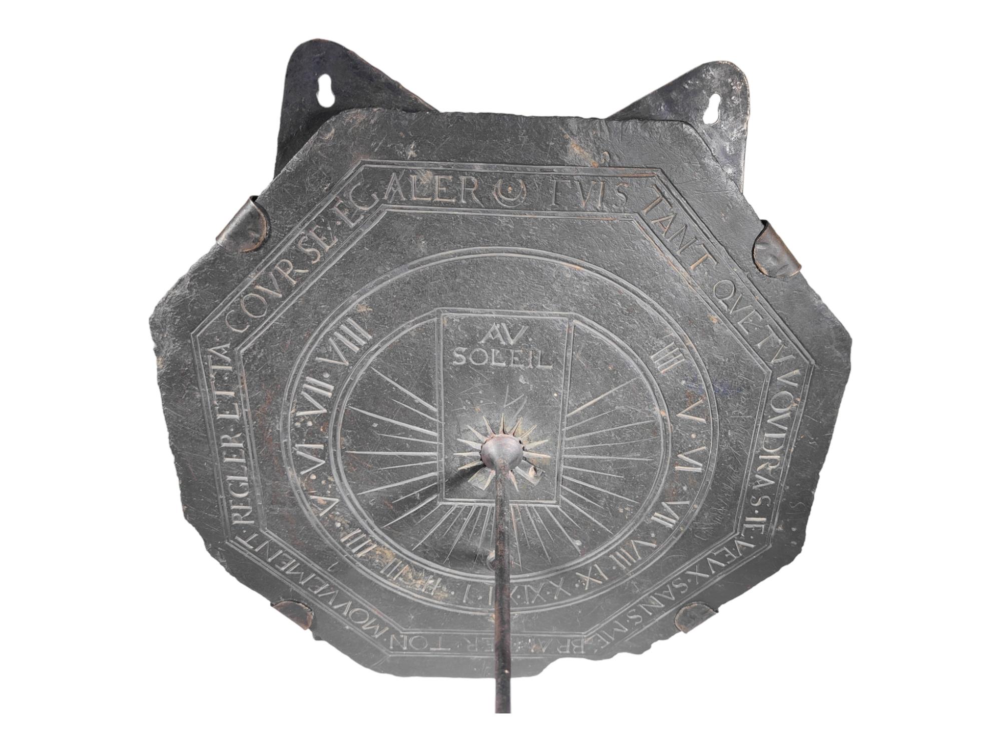 Large 17th Century French Slate Octagonal Sundial For Sale 2