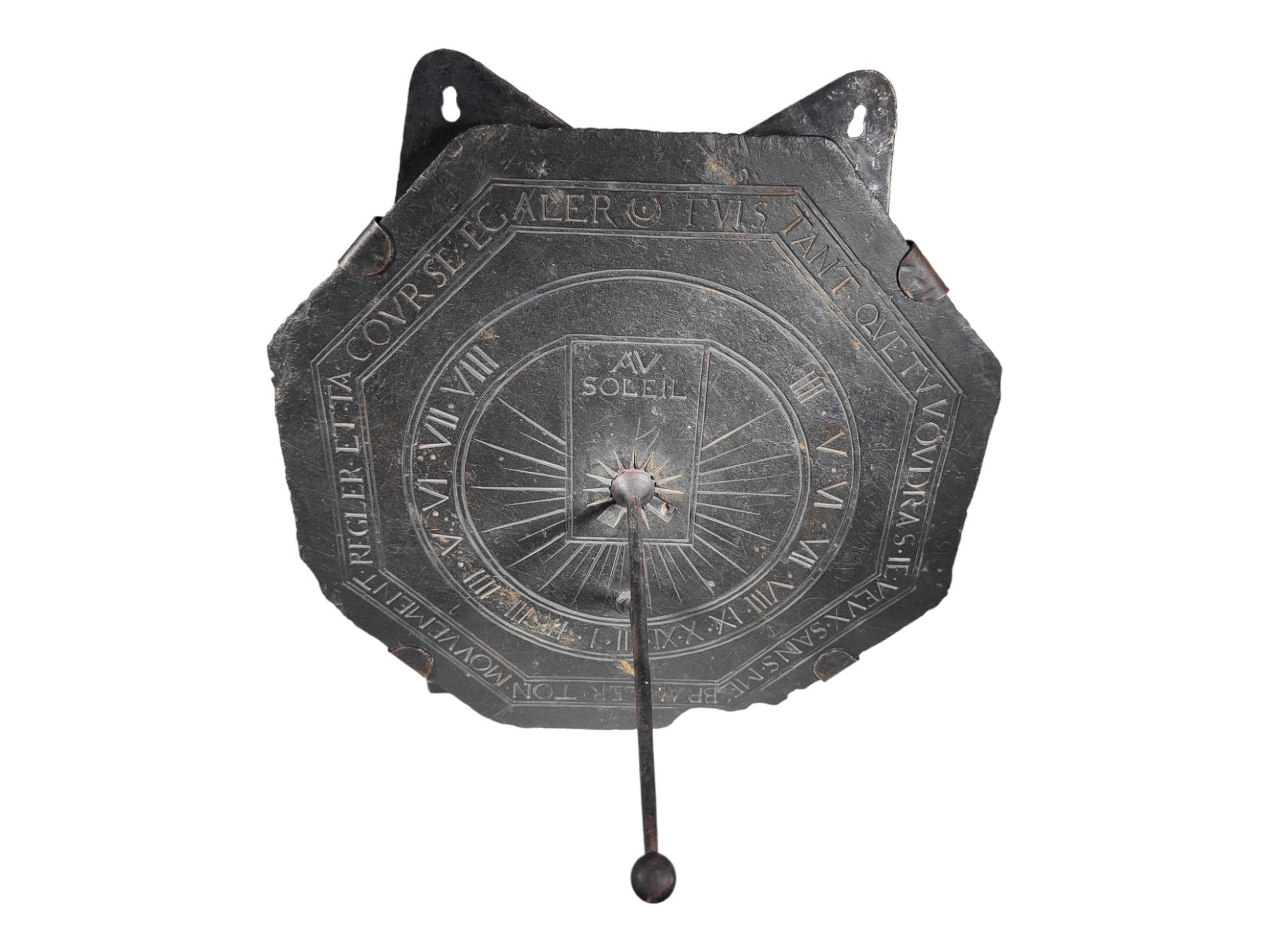 Large 17th Century French Slate Octagonal Sundial For Sale 3