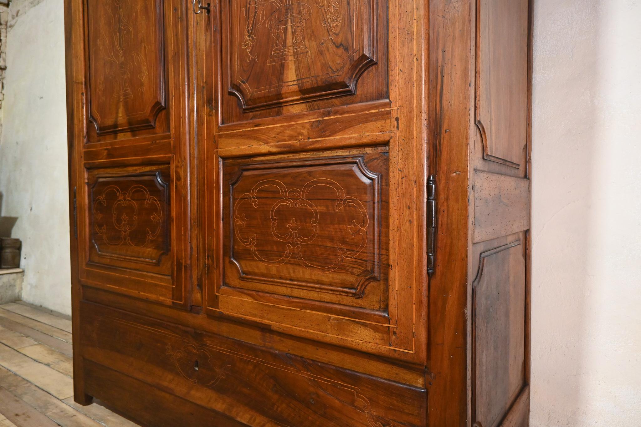 18th Century Spanish, Catalonian Walnut & Boxwood Inlay Armoire - Cupboard For Sale 2