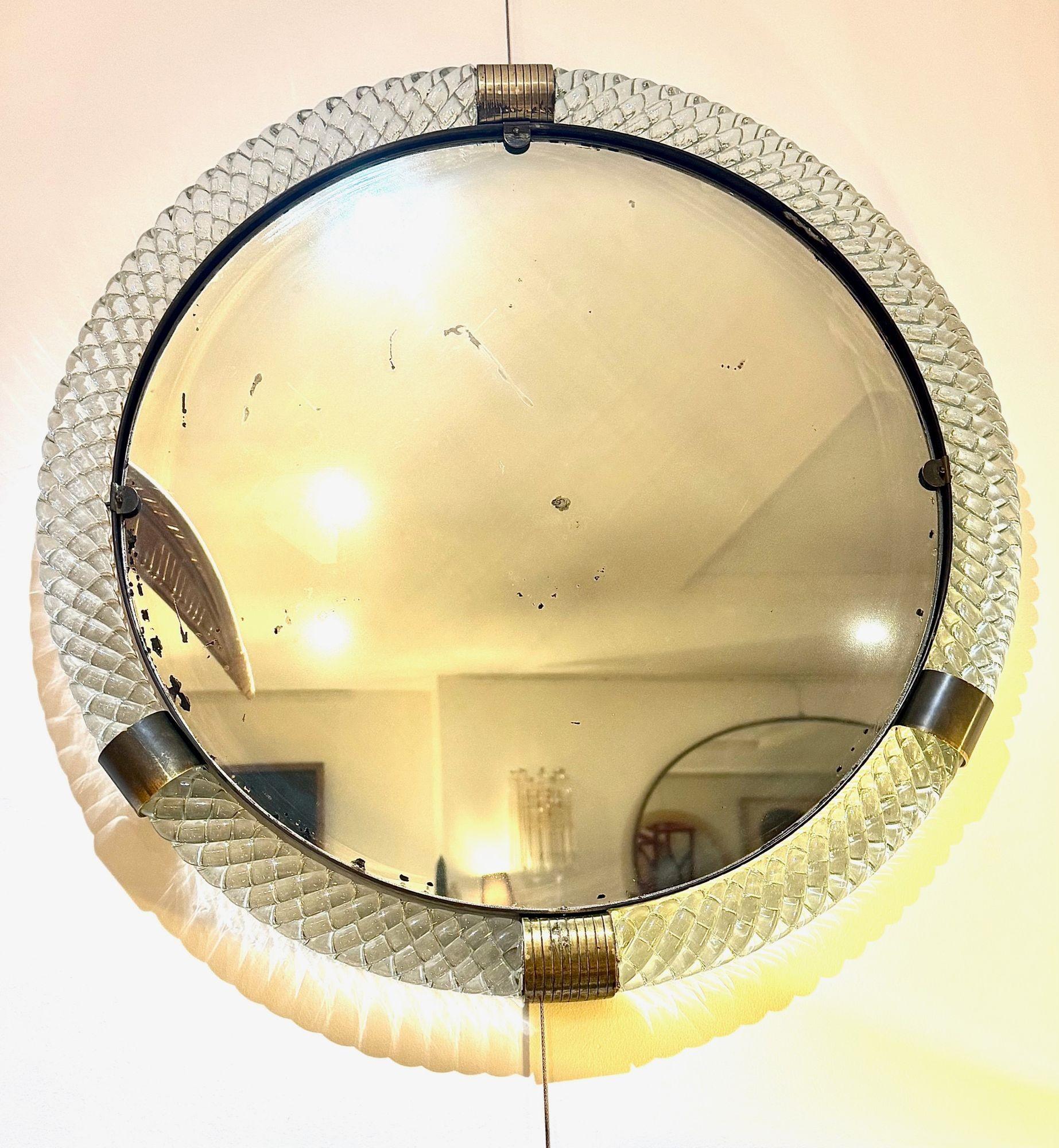 Un gran espejo circular de cristal de Murano y latón de los años 40, de Barovier y Toso en venta 5