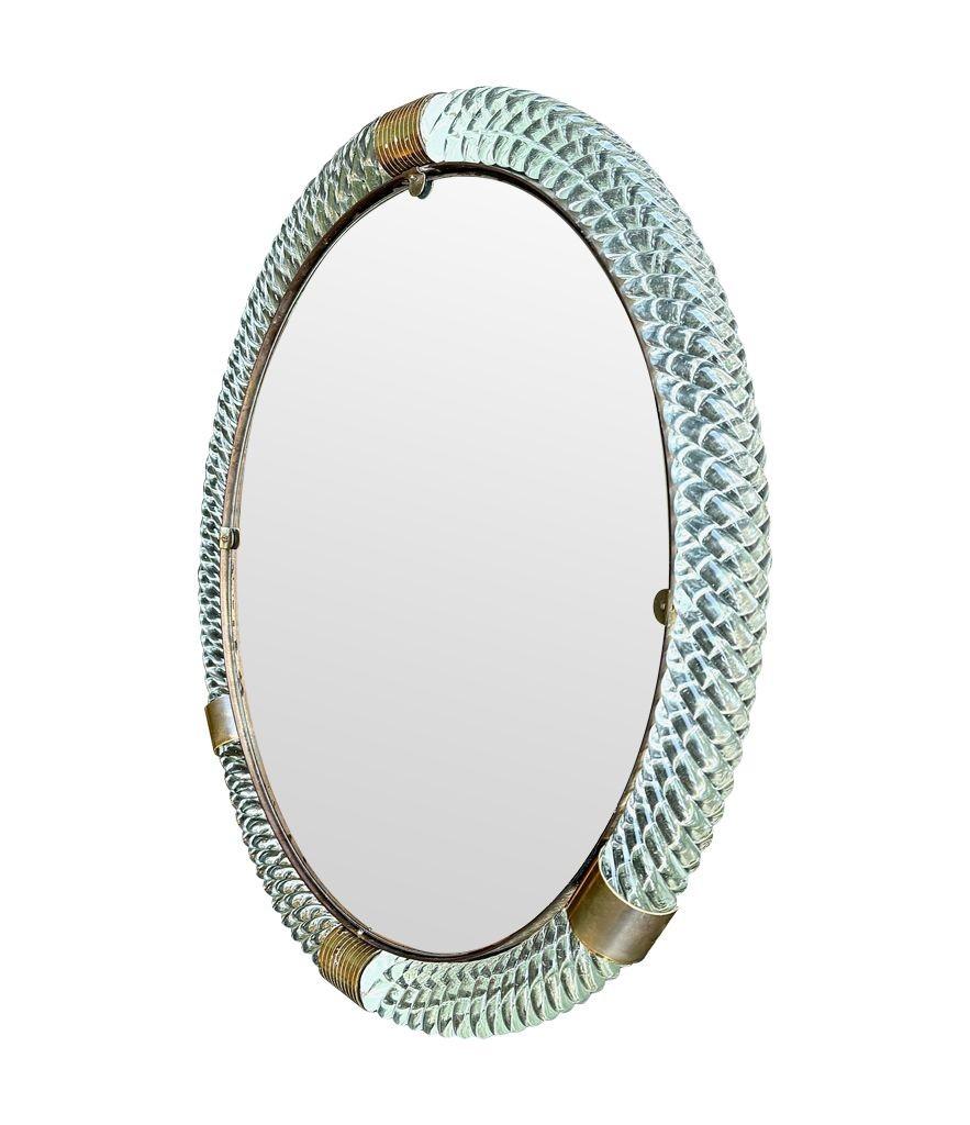 Un gran espejo circular de cristal de Murano y latón de los años 40, de Barovier y Toso en venta 9