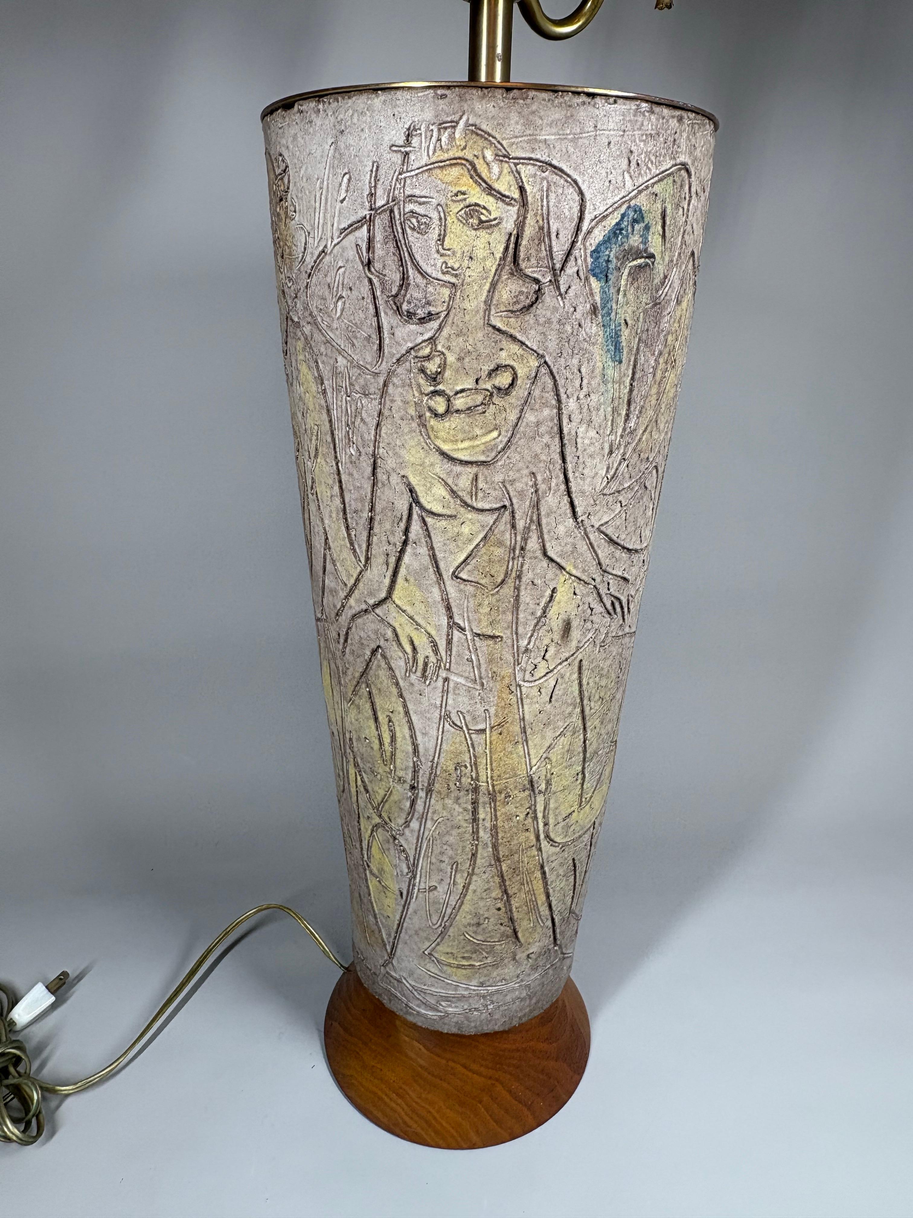 A large 1960's glazed ceramic hand-carved and decorated lamp (Keramik) im Angebot