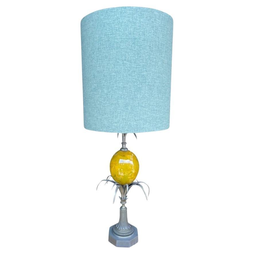 Una grande lampada a uovo gialla degli anni '60 attribuita a Maison Charles