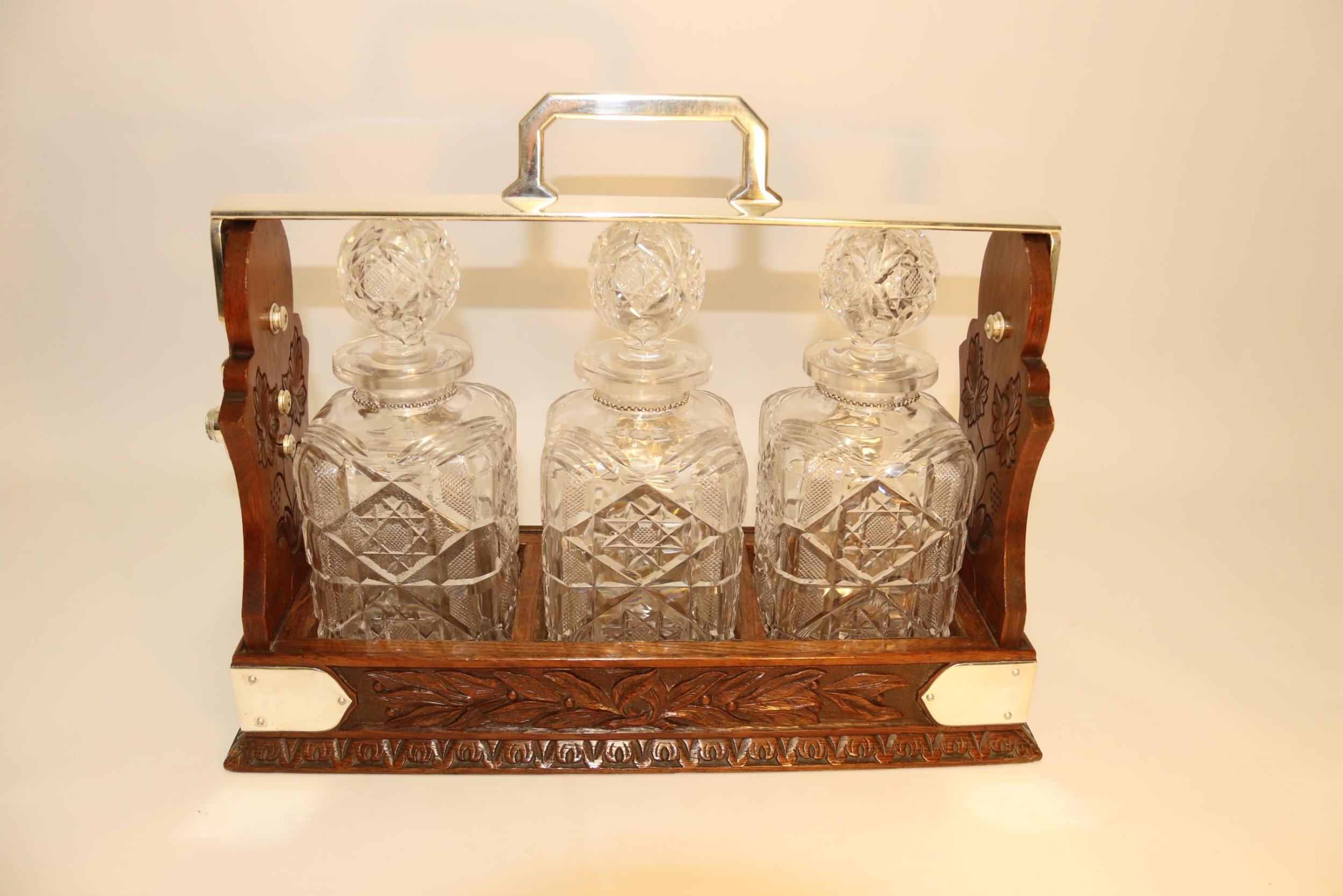 Large 19th Century English 3 Decanter Silver Plated and Oak Tantalus, Betjemann For Sale 2