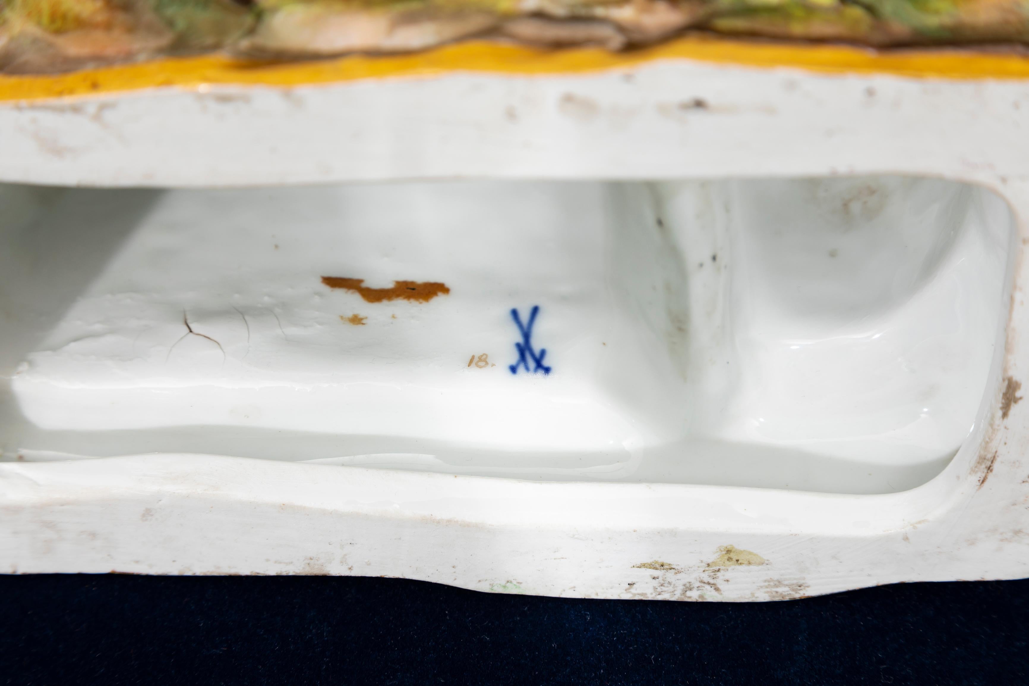 A.C.I.C. Porcelaine de Meissen Porcelain de grande taille représentant le continent asiatique, dame sur un chameau en vente 8