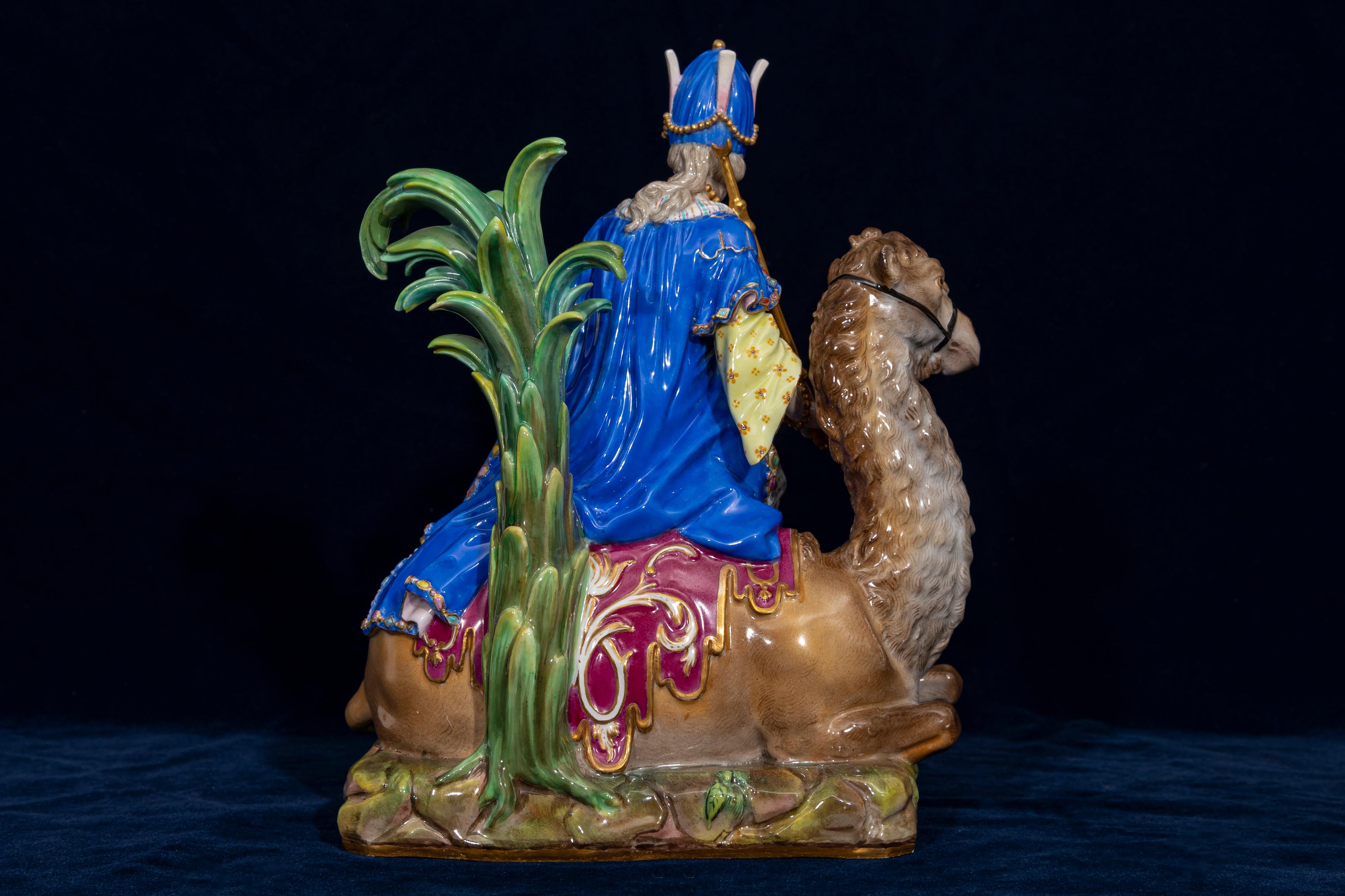 A.C.I.C. Porcelaine de Meissen Porcelain de grande taille représentant le continent asiatique, dame sur un chameau Bon état - En vente à New York, NY