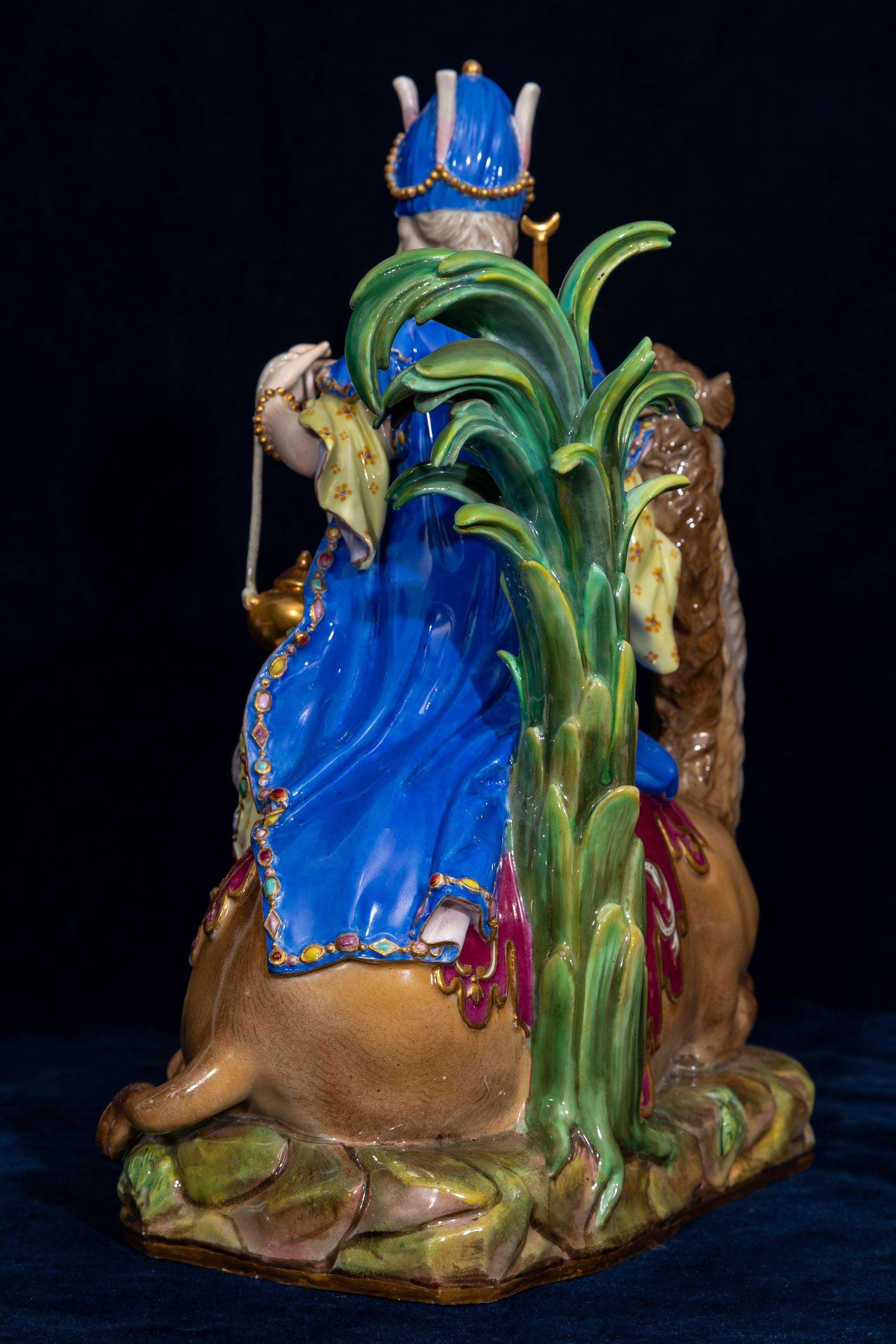 Milieu du XIXe siècle A.C.I.C. Porcelaine de Meissen Porcelain de grande taille représentant le continent asiatique, dame sur un chameau en vente