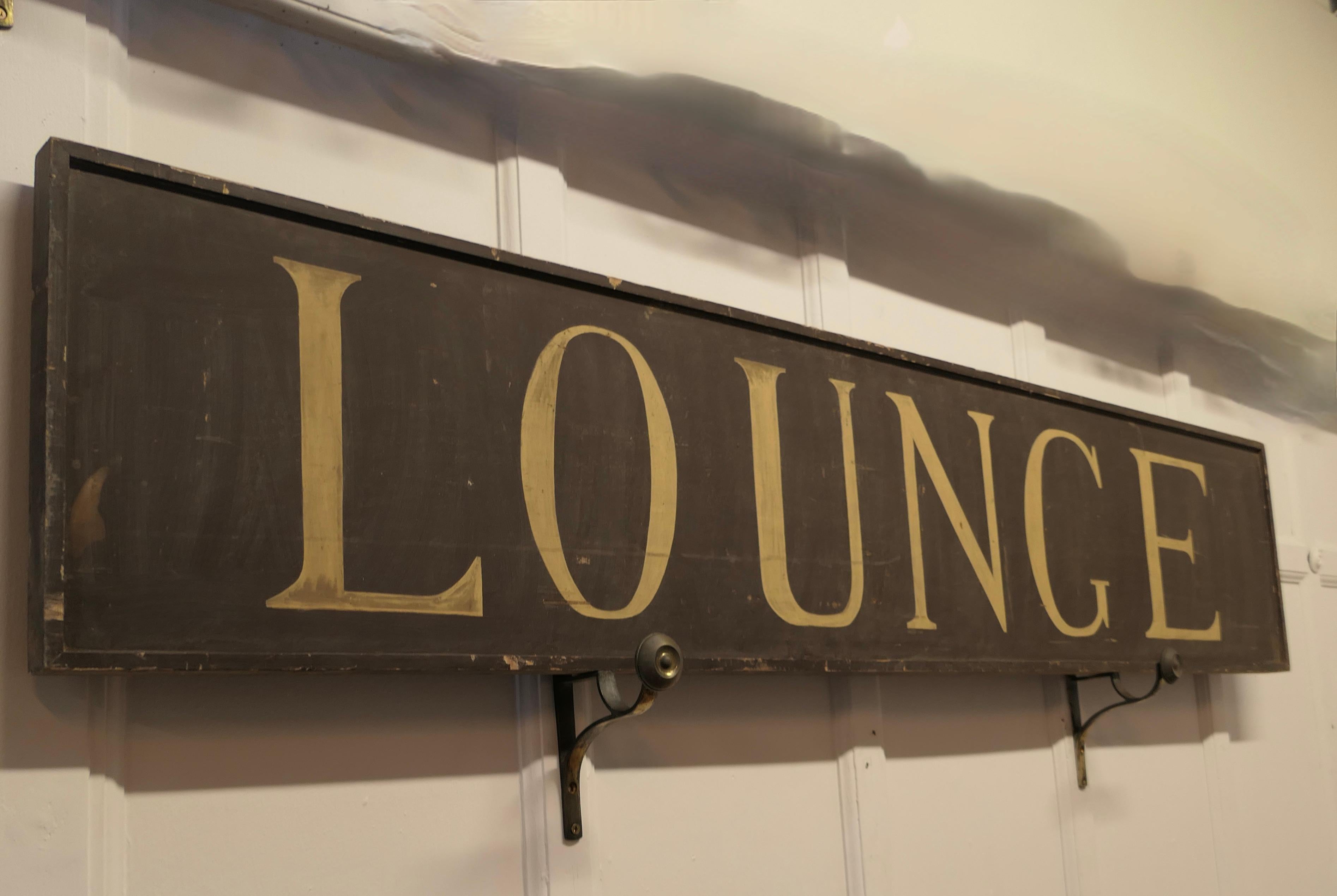 Large 19th Century Wooden Painted Lounge Sign This Is an Original Hotel Sign In Good Condition For Sale In Chillerton, Isle of Wight