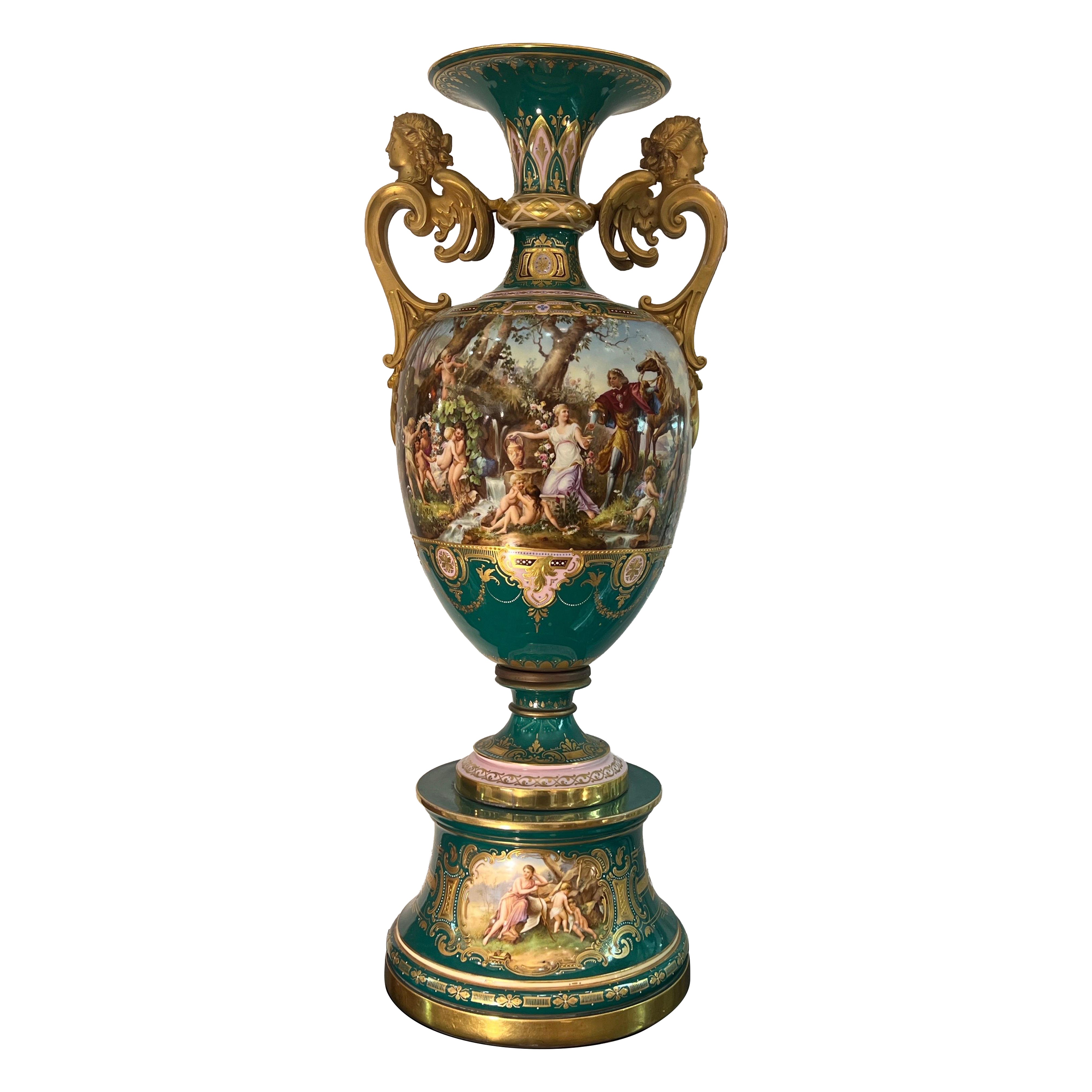 Gran jarrón austriaco del siglo XIX de porcelana Royal Vienna Porcelain verde esmeralda