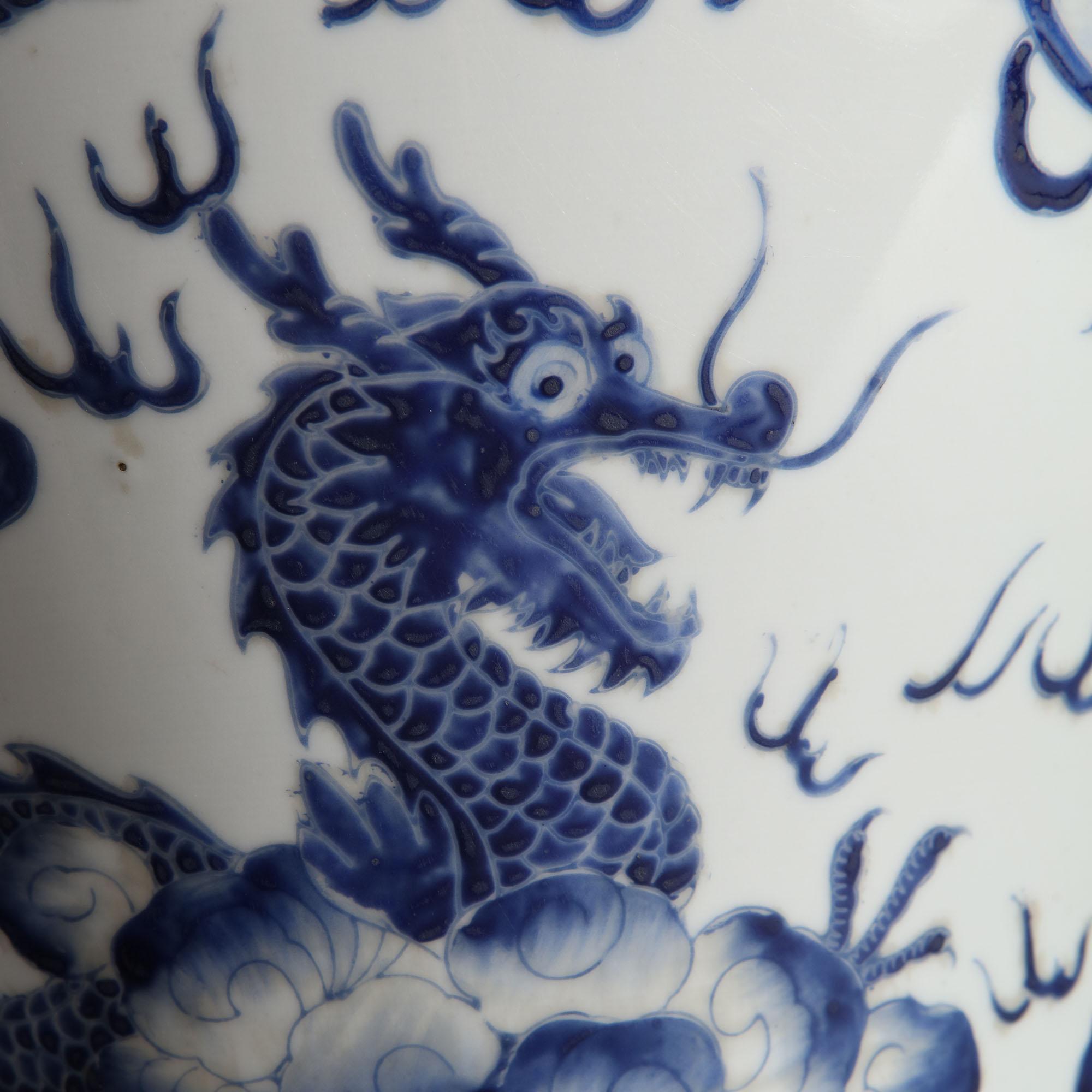 blue and white china lamp