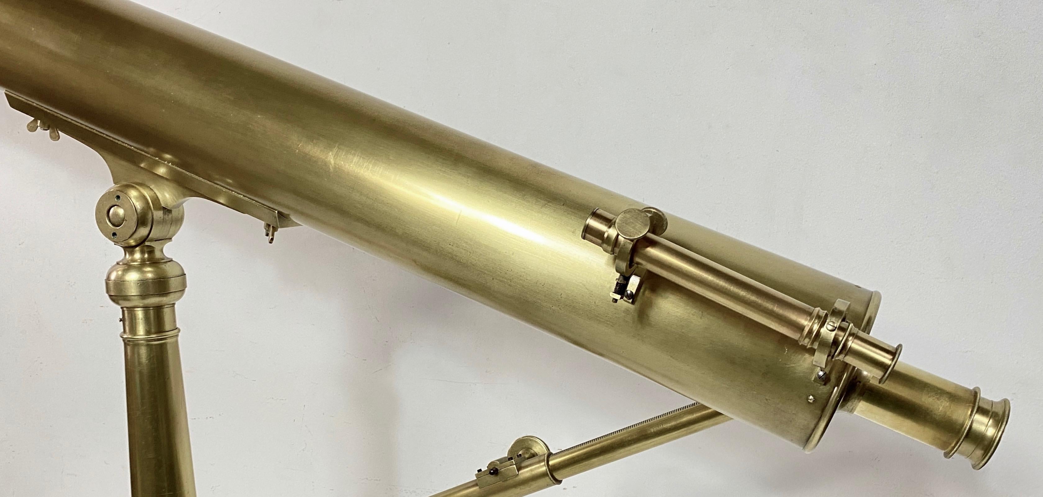 Un grand télescope de bibliothèque en laiton du 19ème siècle marqué A. Bardou, Paris en vente 1