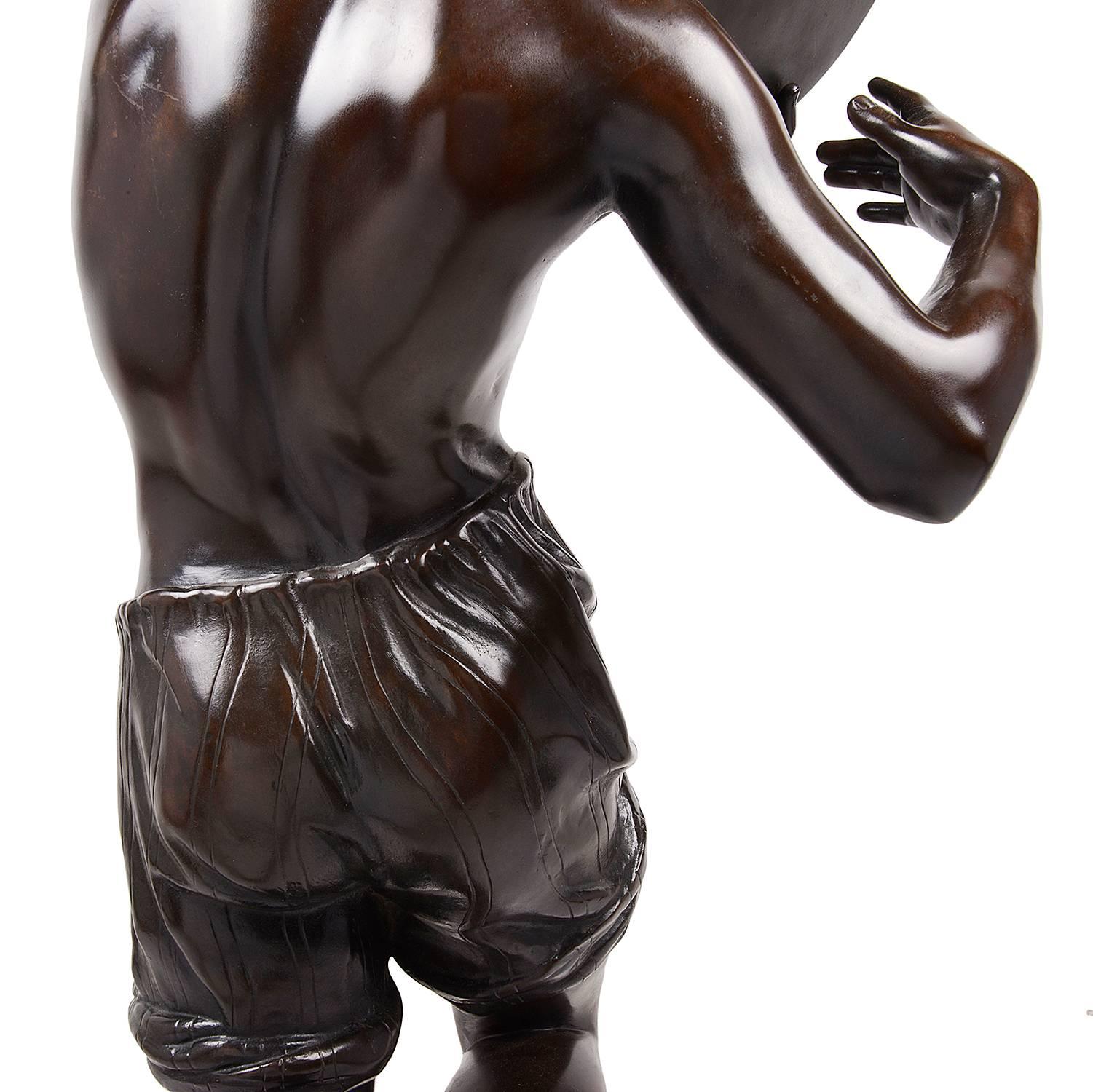 Große Bronze eines neapolitanischen Tänzers aus dem 19. Jahrhundert, nach Francisque-Joseph Duret. im Angebot 1
