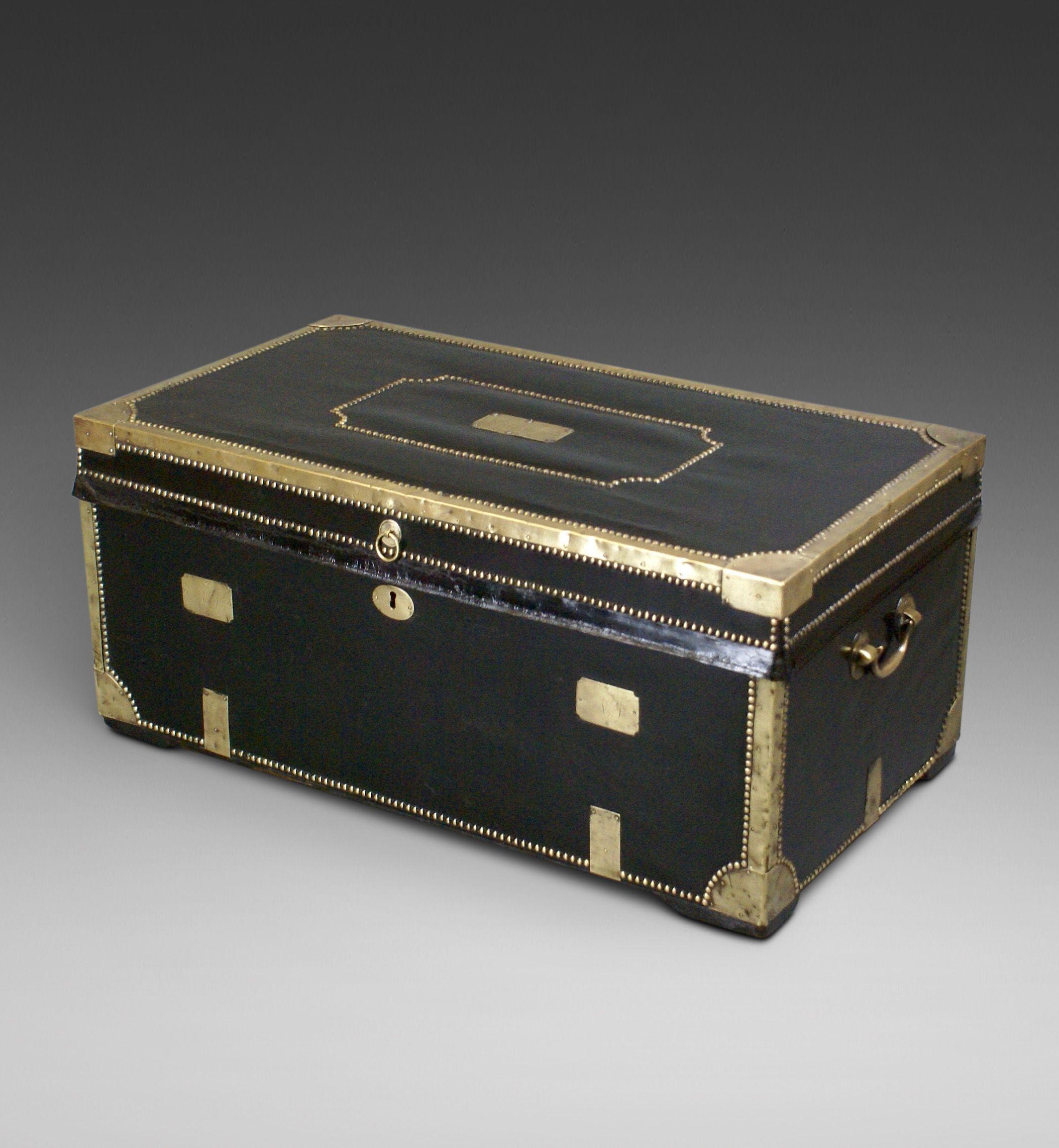 Large 19th Century China Trade Leather and Camphor Wood Traveling Trunk For Sale 1