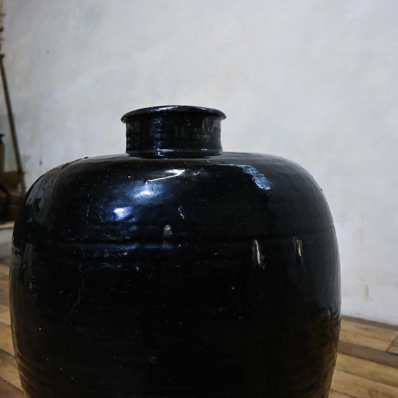 Grande vaso per vino di riso in ceramica cinese del XIX secolo - Shanxi in vendita 11