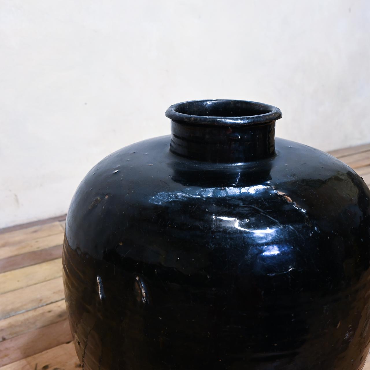 A Large 19th Century Chinese Ceramic Rice Wine Jar - Shanxi For Sale 2