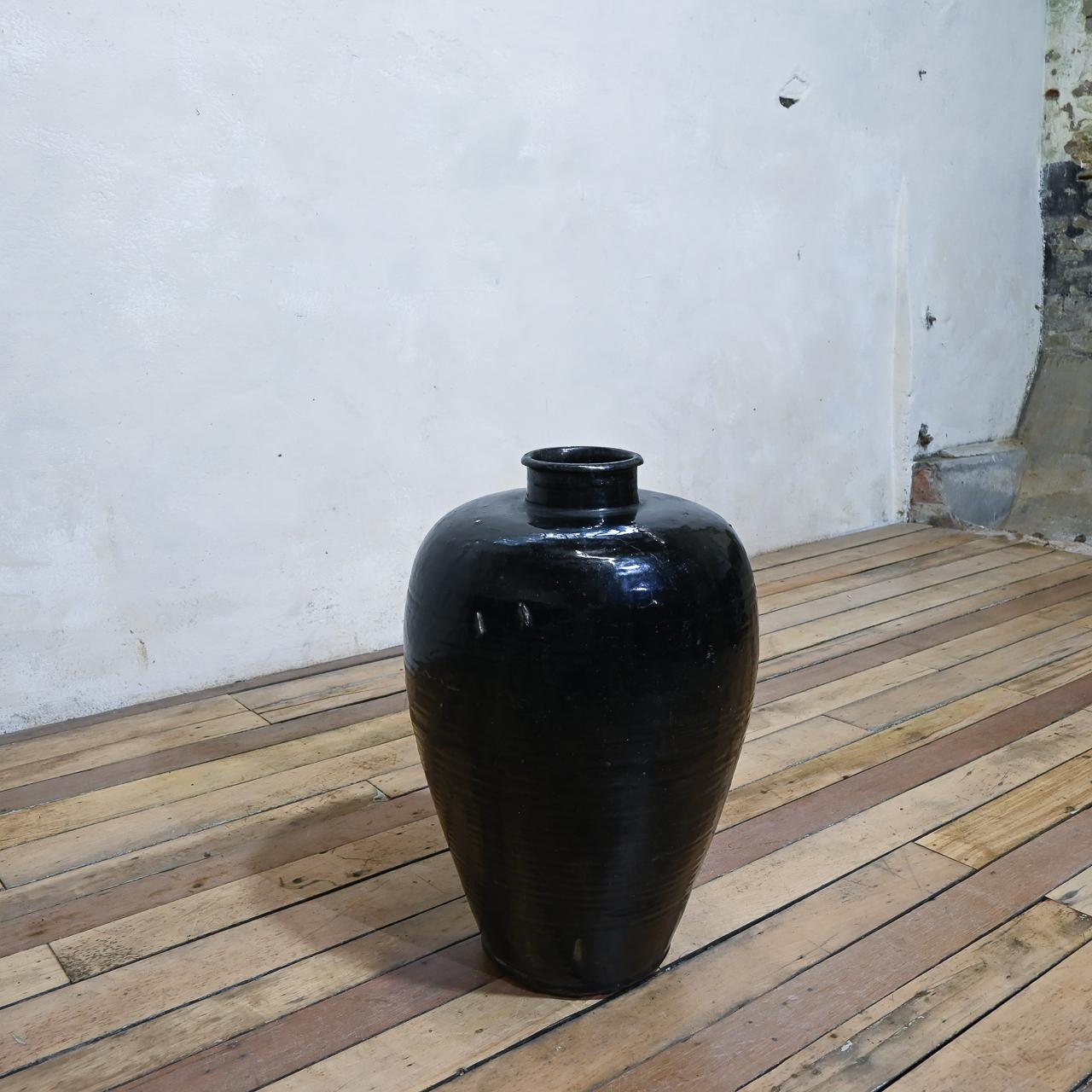 A Large 19th Century Chinese Ceramic Rice Wine Jar - Shanxi For Sale 6