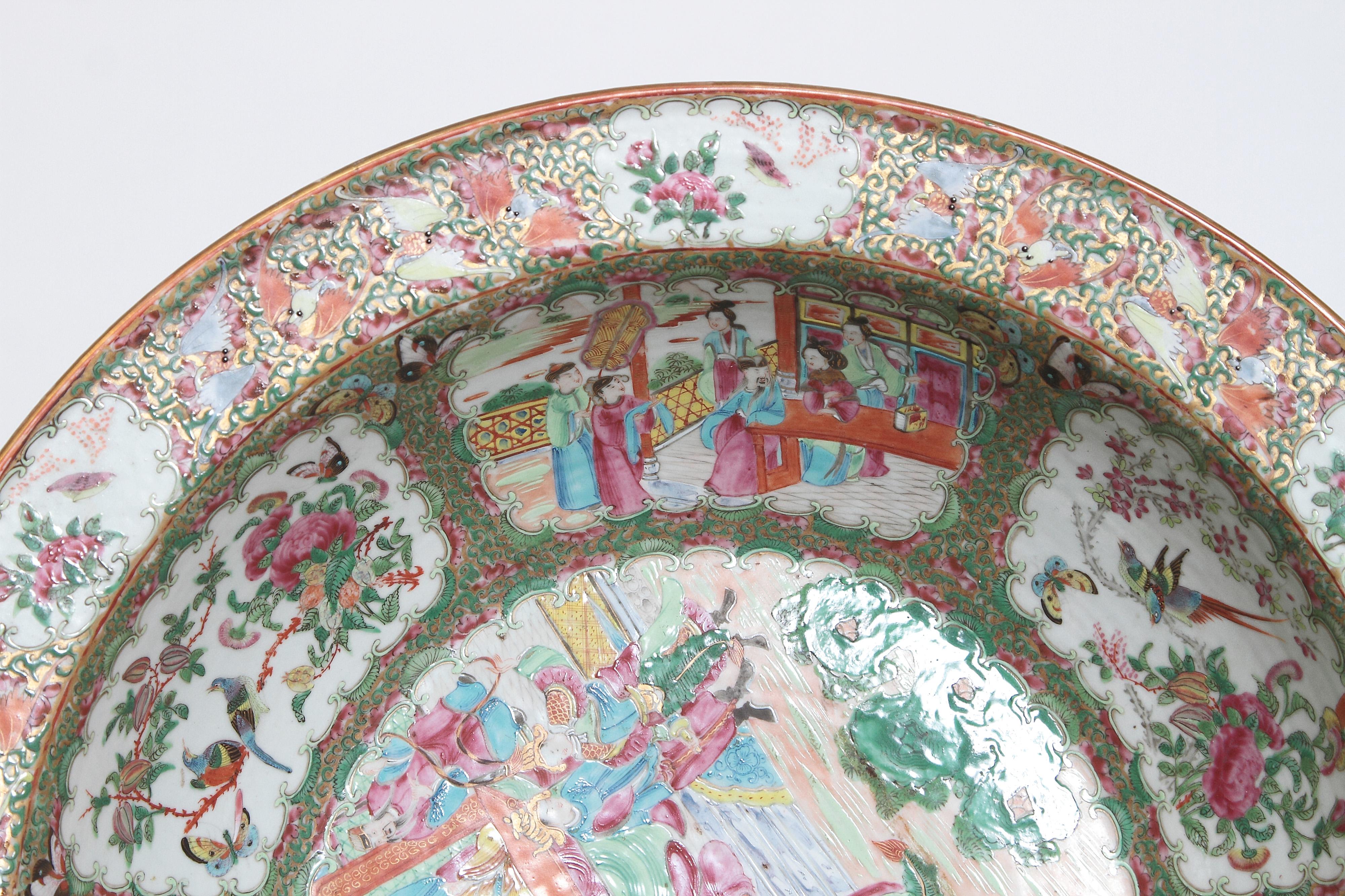 Large 19th Century Chinese Porcelain Rose Medallion Bowl 5