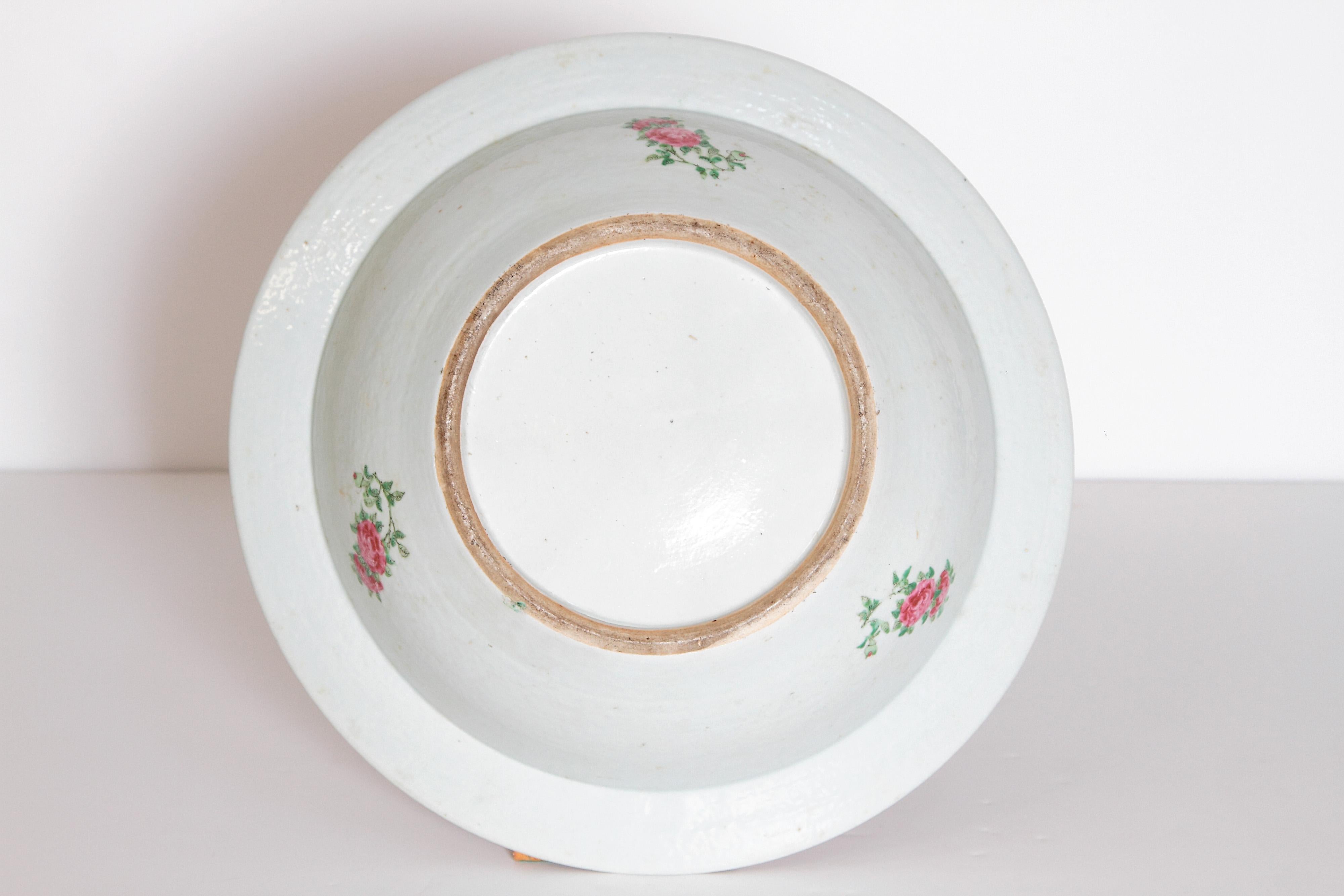 Large 19th Century Chinese Porcelain Rose Medallion Bowl 13
