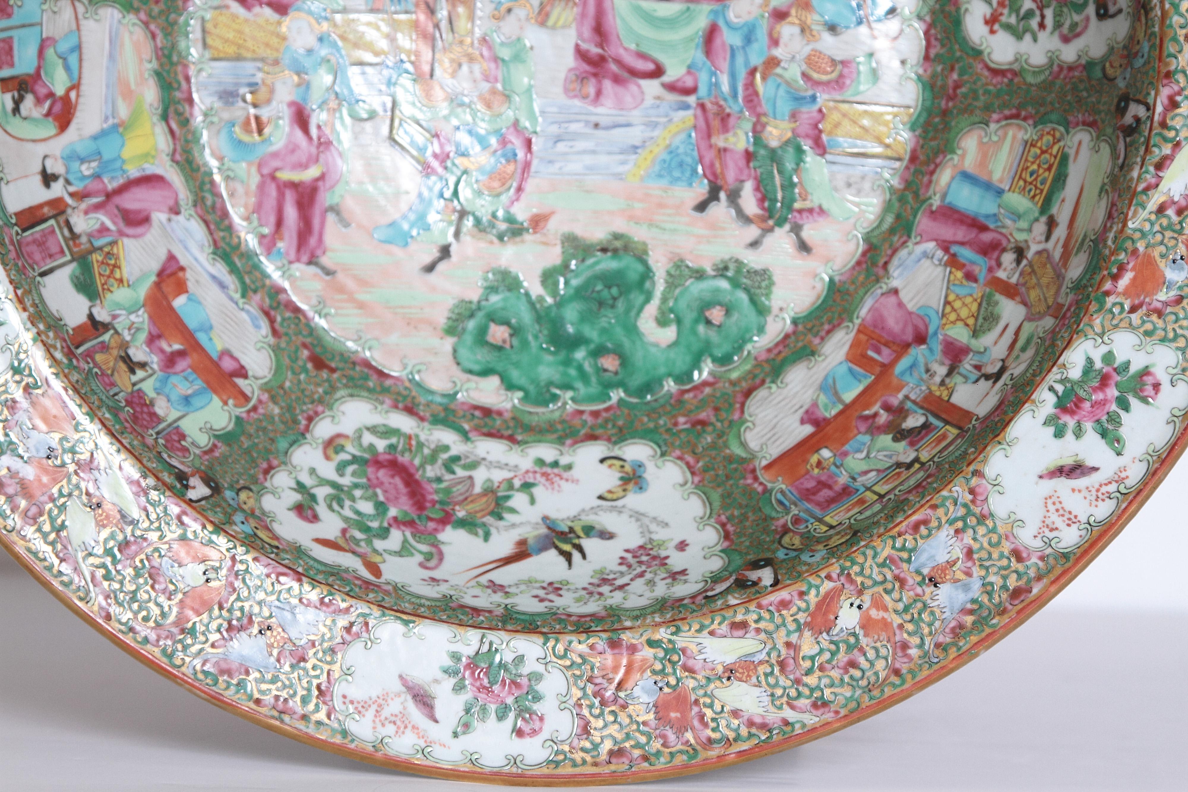 Large 19th Century Chinese Porcelain Rose Medallion Bowl 1