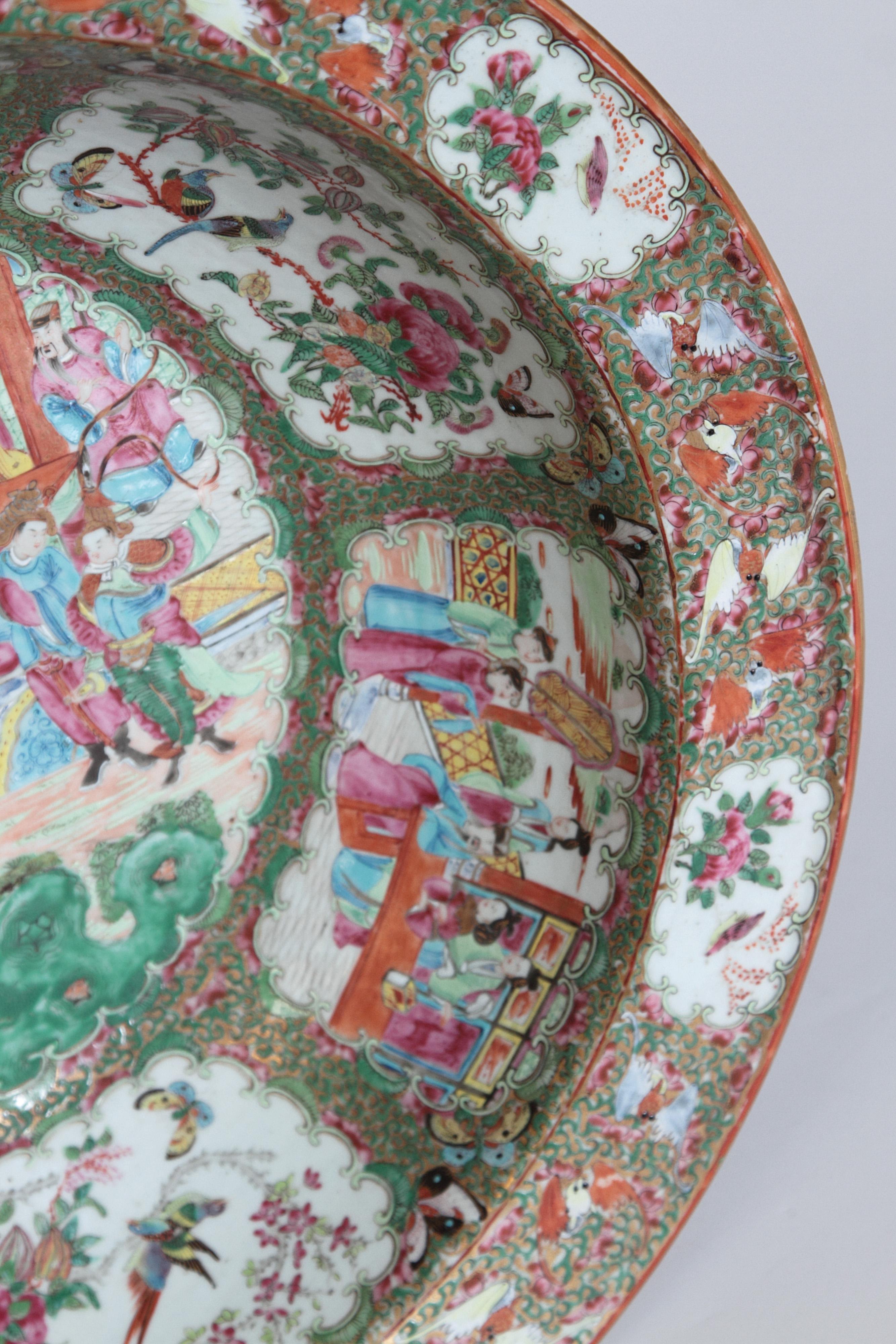Large 19th Century Chinese Porcelain Rose Medallion Bowl 4