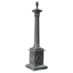 Grande lampe de table à colonne du 19e siècle