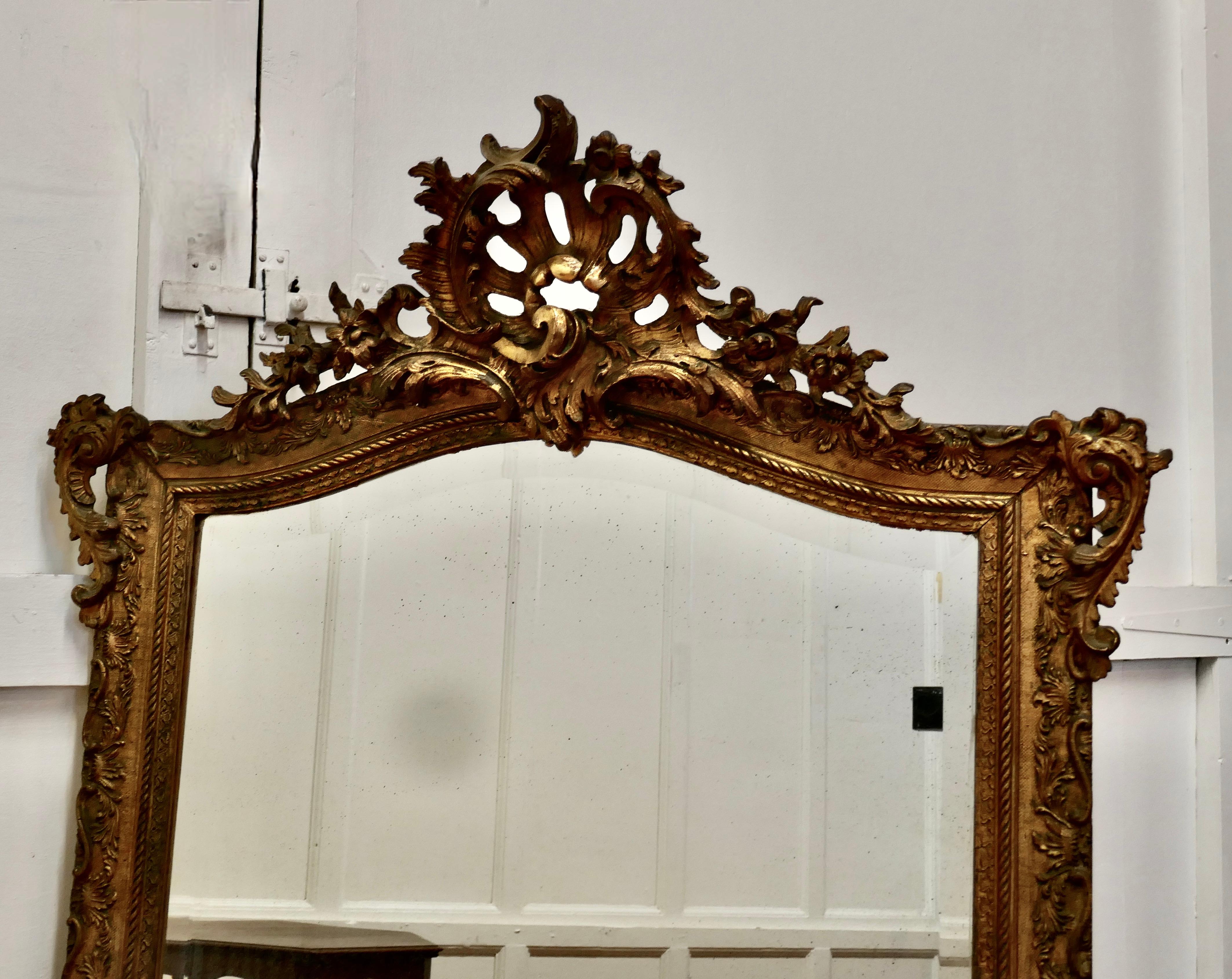 Grande specchio da parete dorato francese del XIX secolo In condizioni buone in vendita a Godshill, Isle of Wight