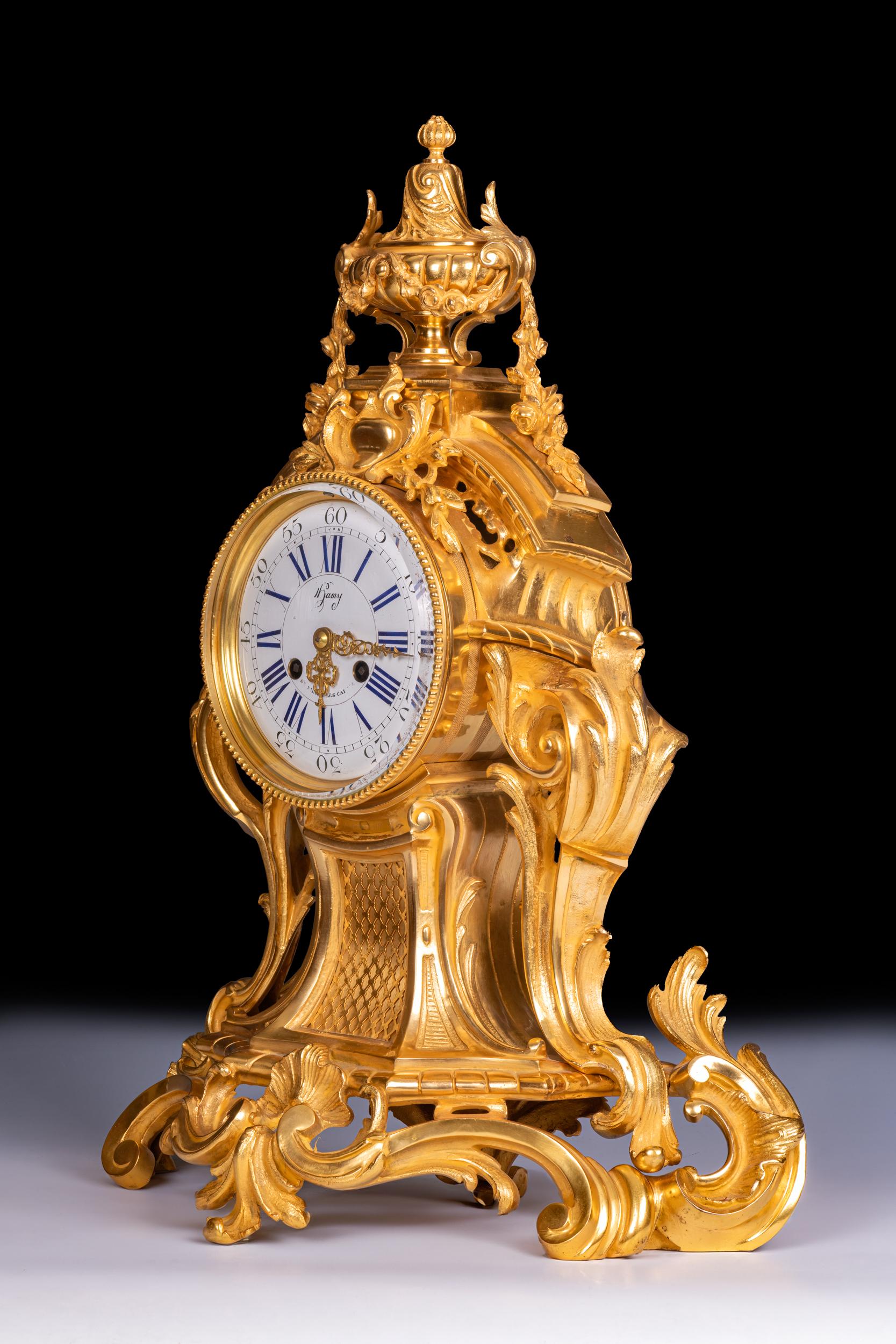 A Large 19th Century French Ormolu Mantle Clock In The Rococo Style In Good Condition For Sale In Dublin, IE
