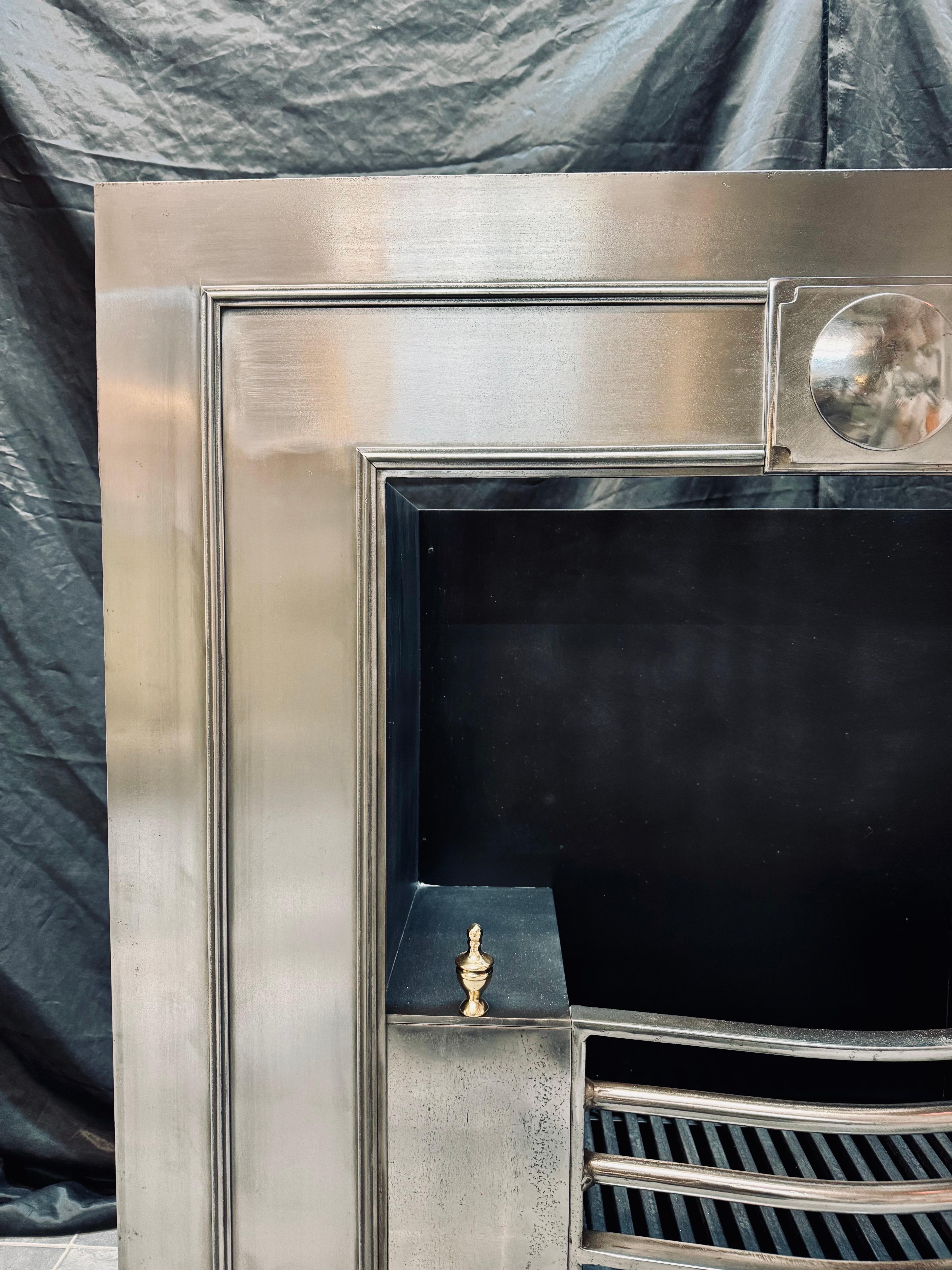 A large 19th Century Georgian Manner Polished
Steel Fireplace Insert. For Sale 7