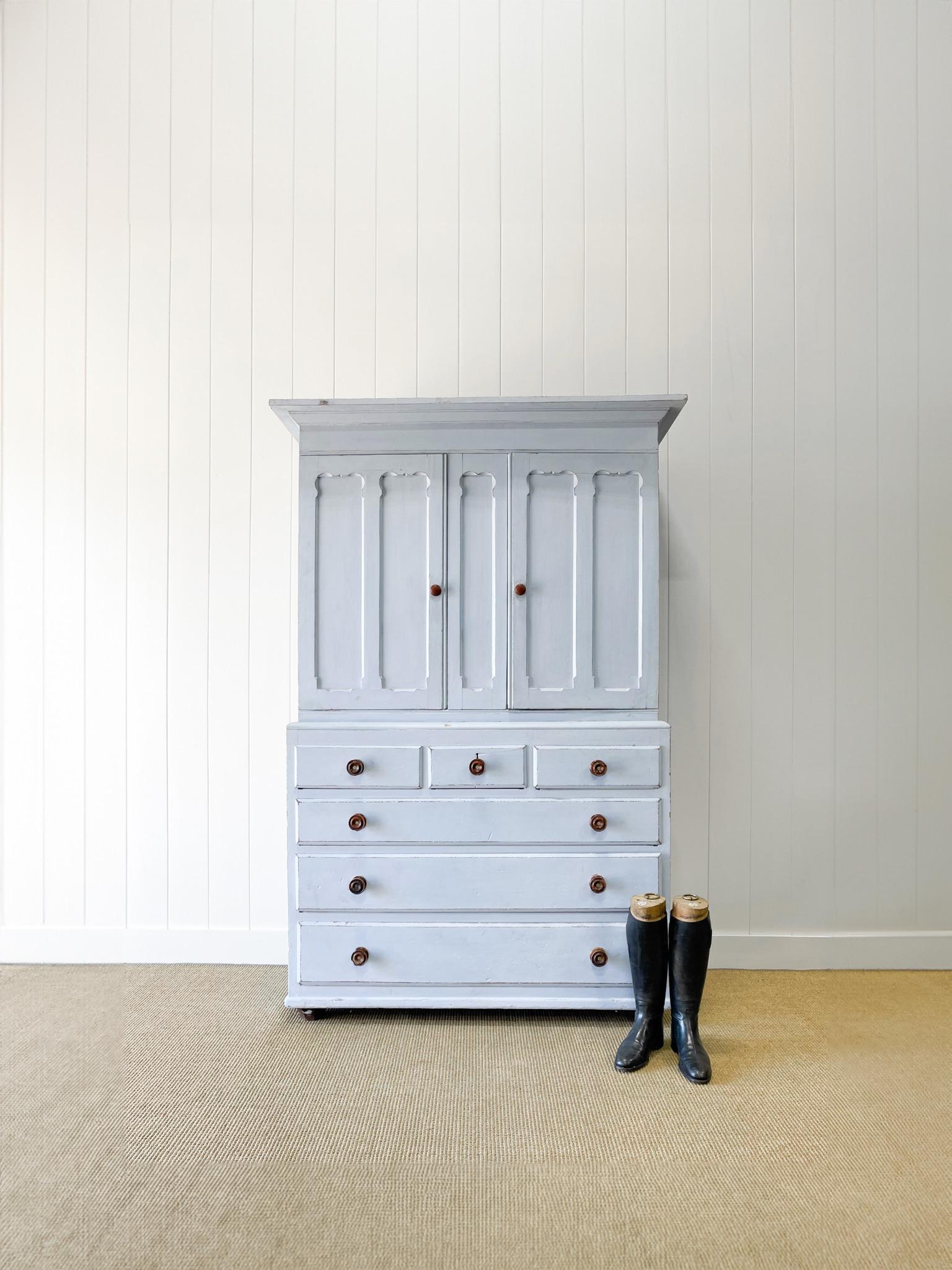 A Large 19th Century Painted Blue English Pine Linen Press  For Sale 6