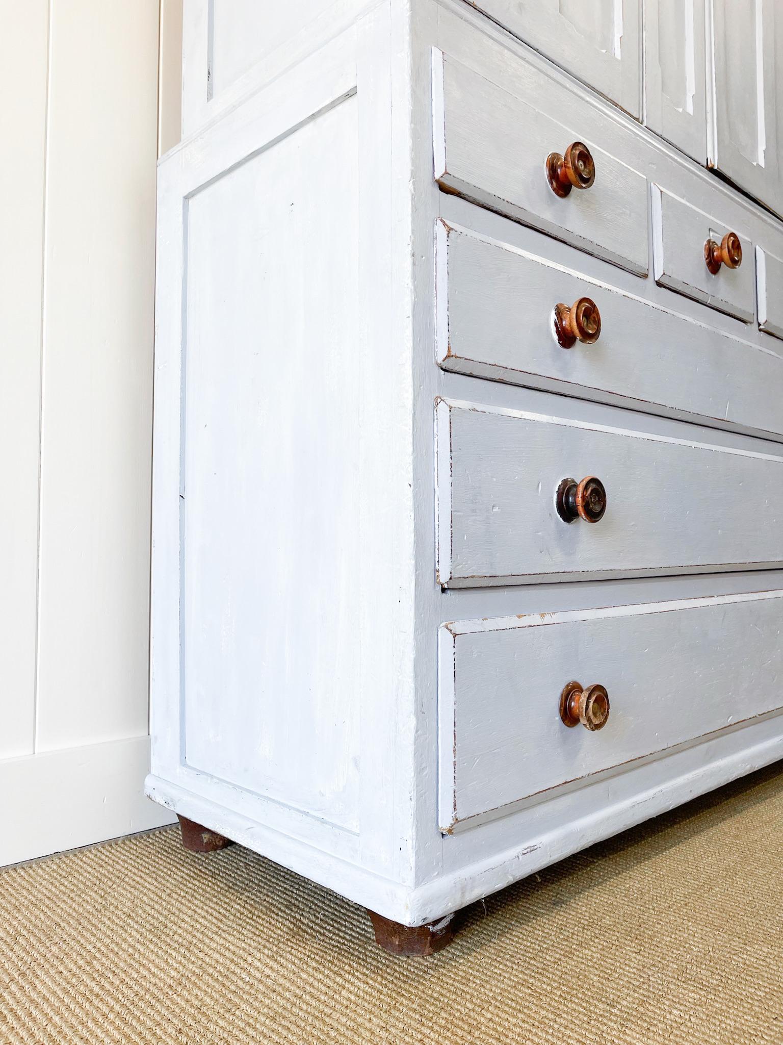 A Large 19th Century Painted Blue English Pine Linen Press  For Sale 2