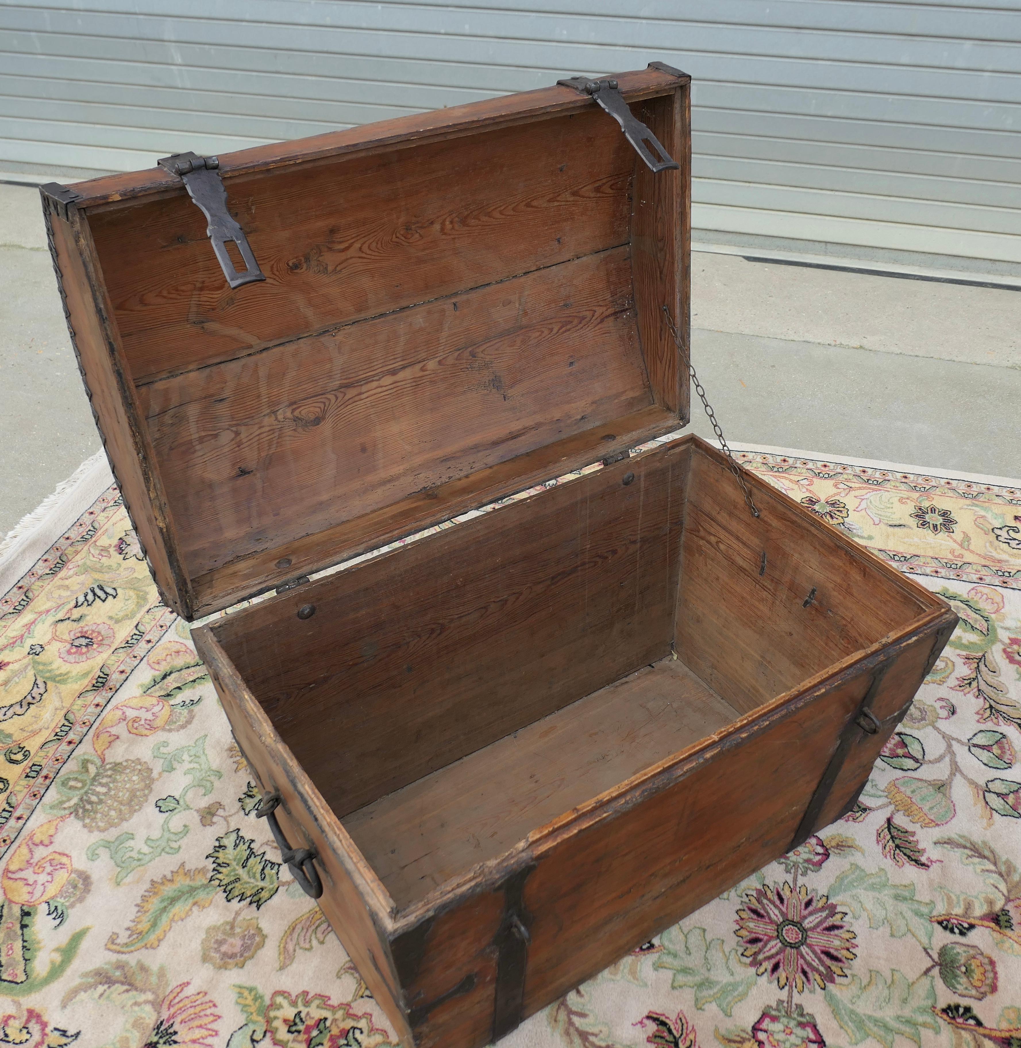 Victorian A Large 19th Century Pine Dome Top Trunk  This trunk has a very attractive shape For Sale