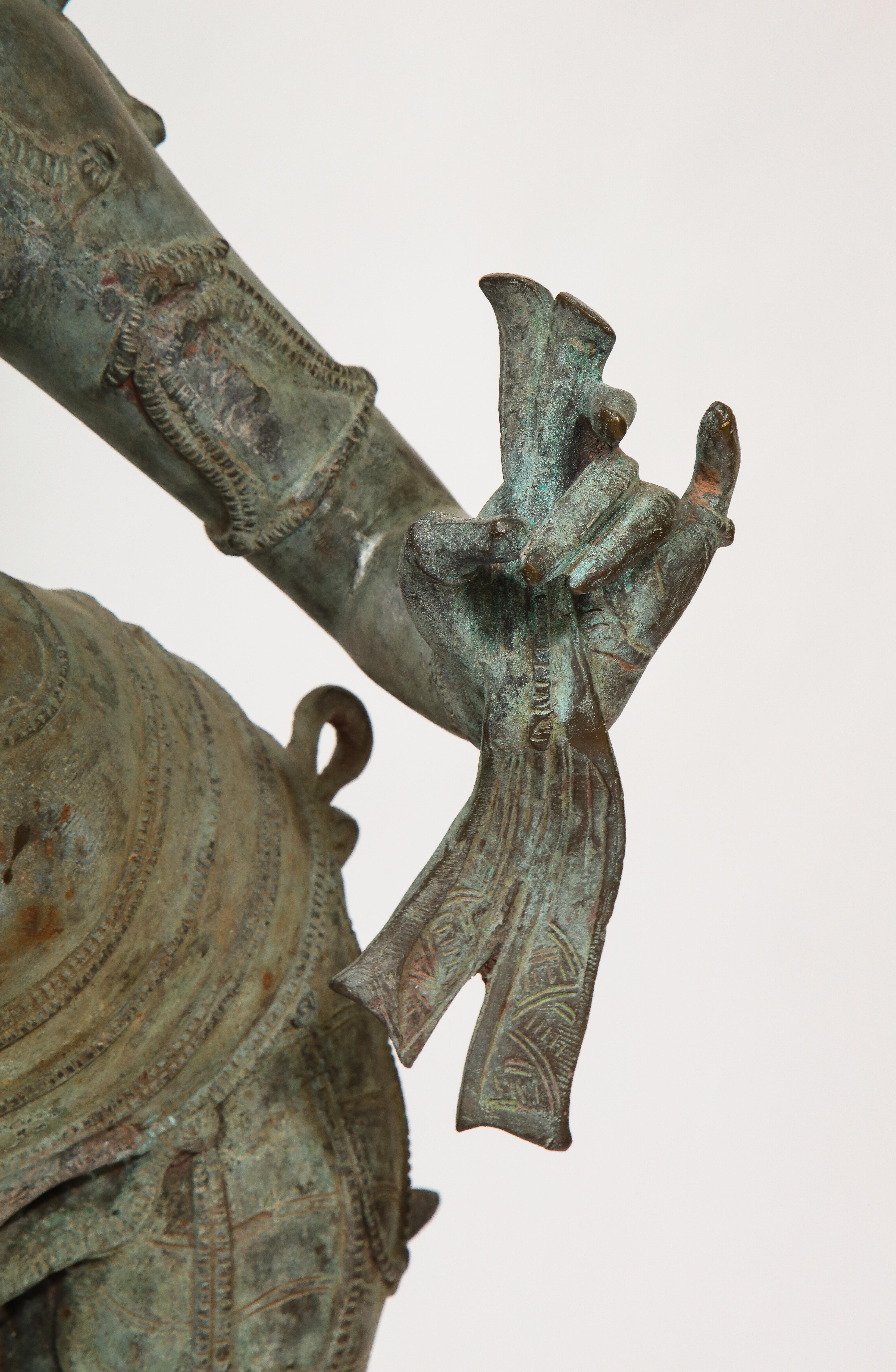 A Large 19th Century South Indian Bronze Dancing Female Figure, Tamil Nadu For Sale 5