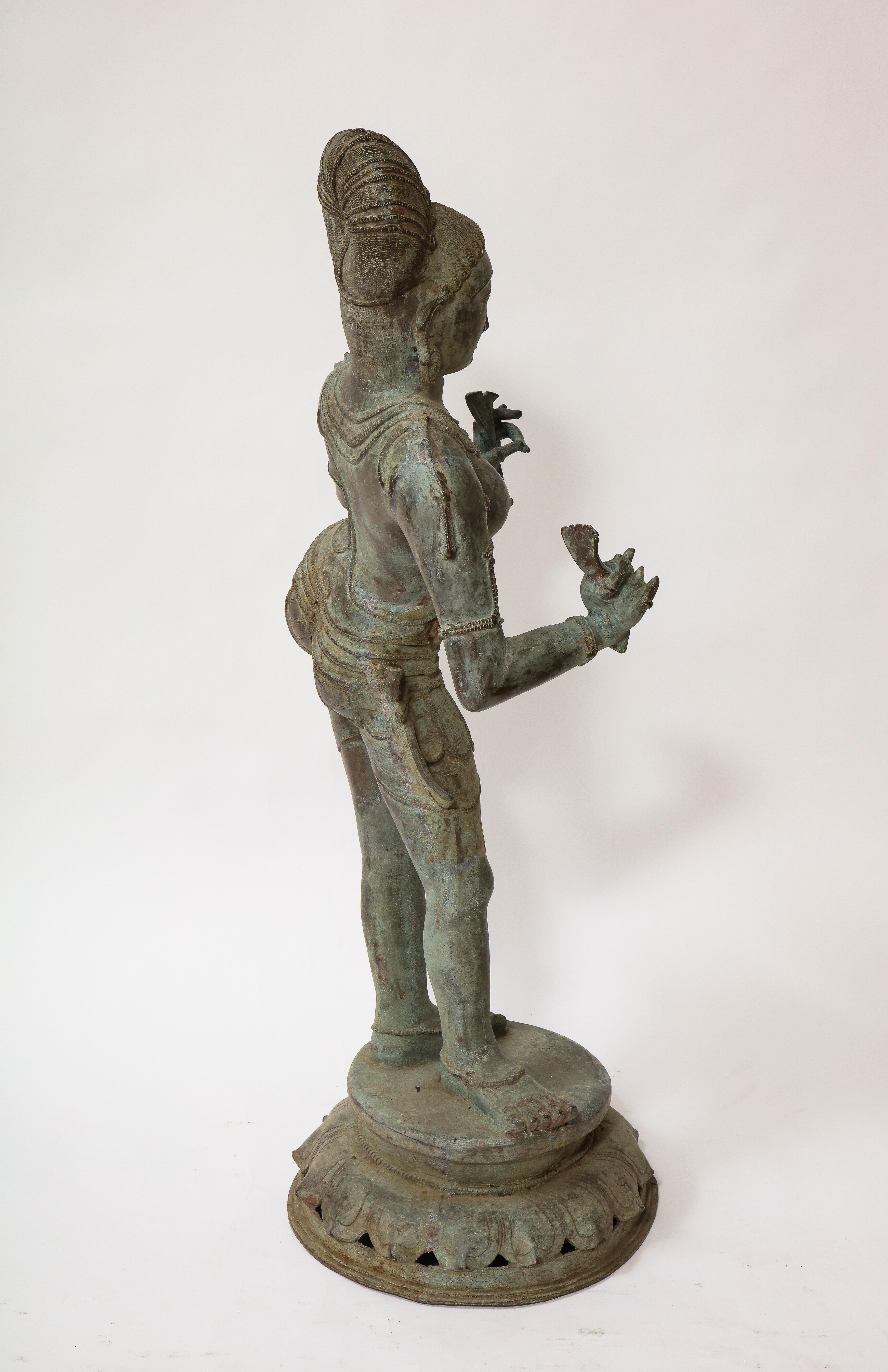 A Large 19th Century South Indian Bronze Dancing Female Figure, Tamil Nadu In Good Condition For Sale In New York, NY