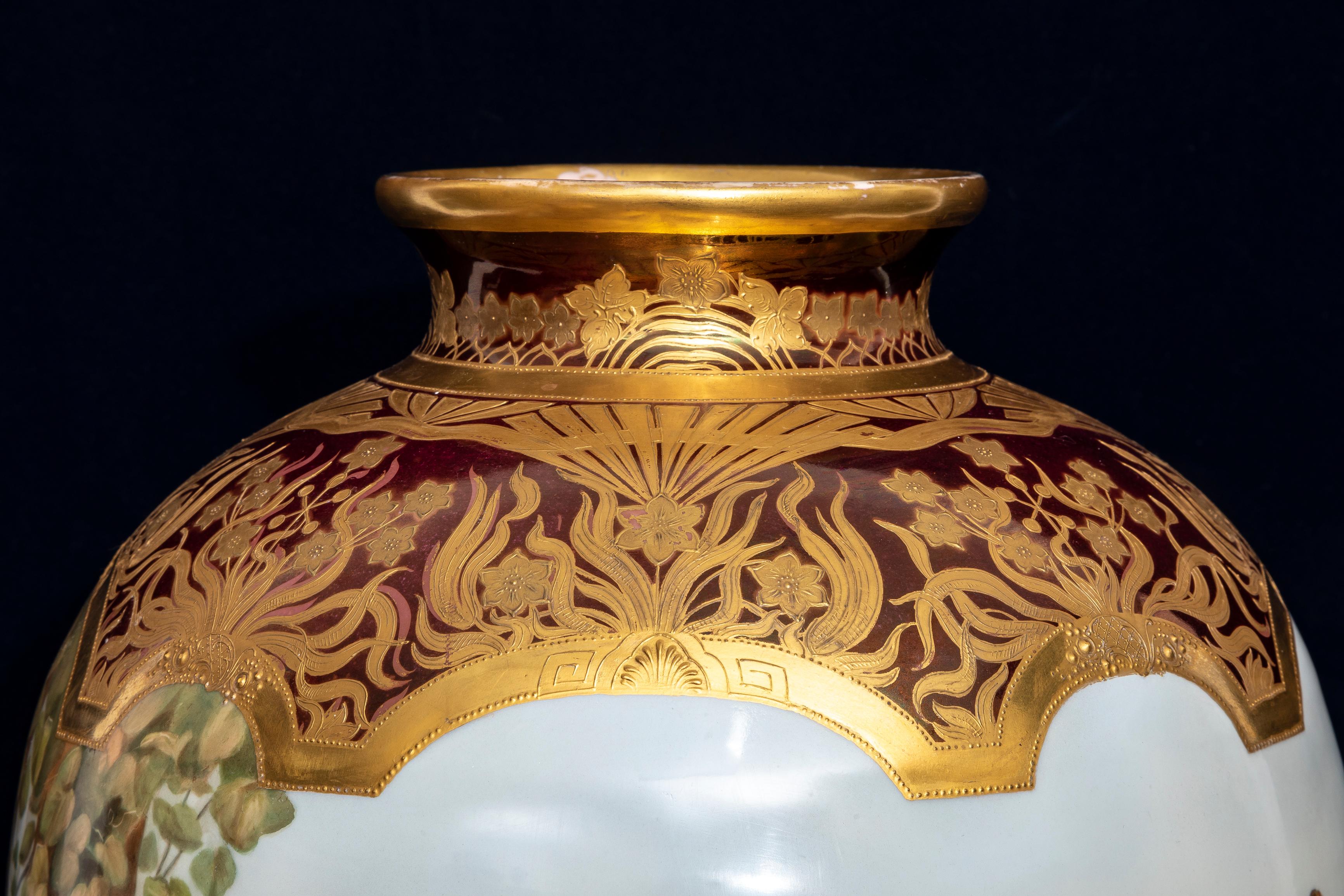 Grand vase en porcelaine de Vienne du 19ème siècle avec monture en bronze doré, signé Wagner en vente 4