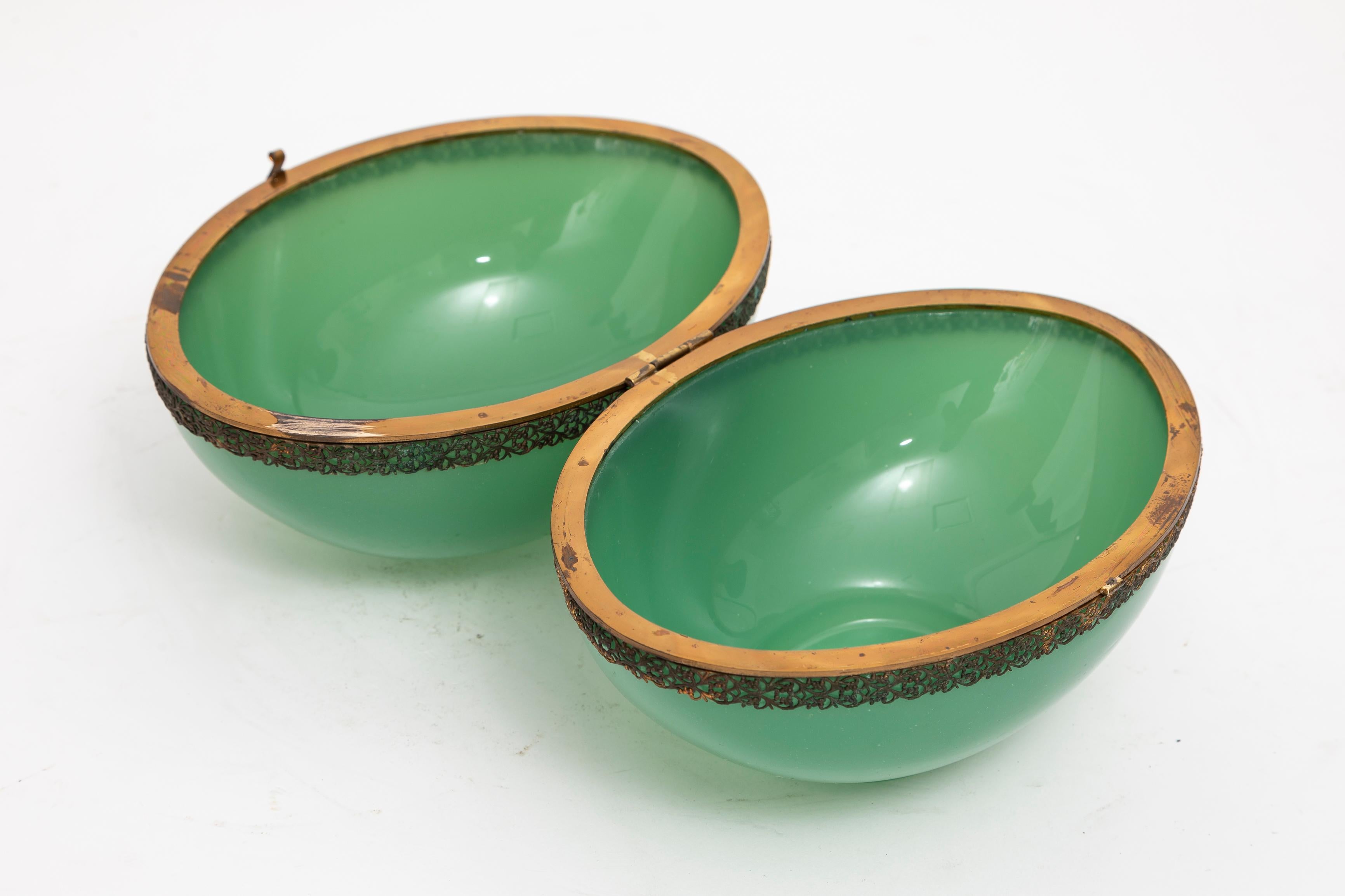 Early 20th Century A Large 20th C. French Ormolu Mounted Green Opaline Egg Form Covered Box For Sale