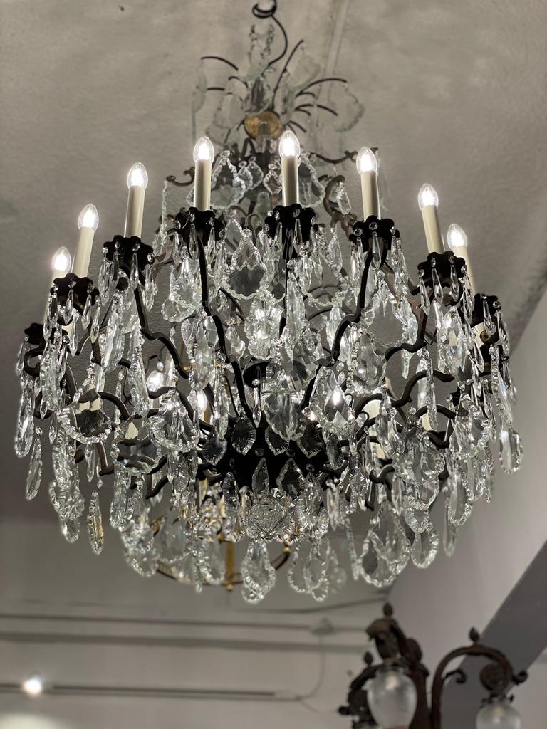 Large 20th Century Cut-Crystal 18 Arm Chandelier For Sale 4