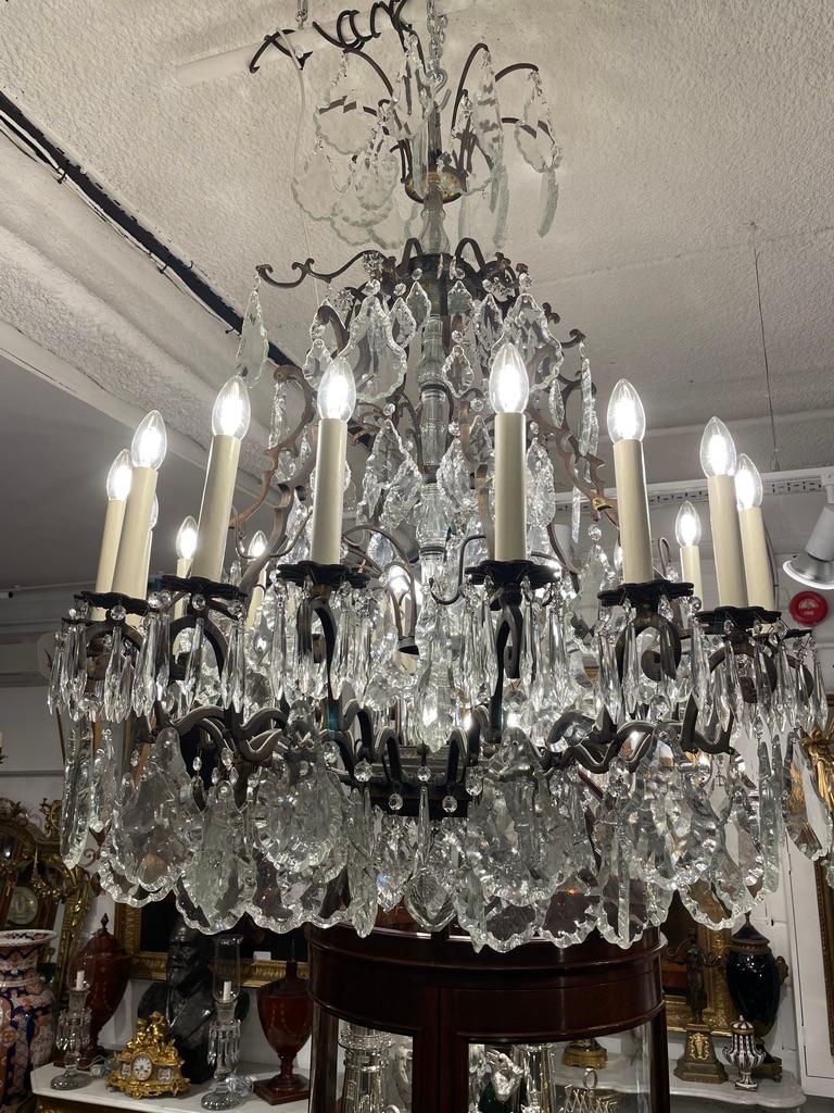Bronze Large 20th Century Cut-Crystal 18 Arm Chandelier For Sale
