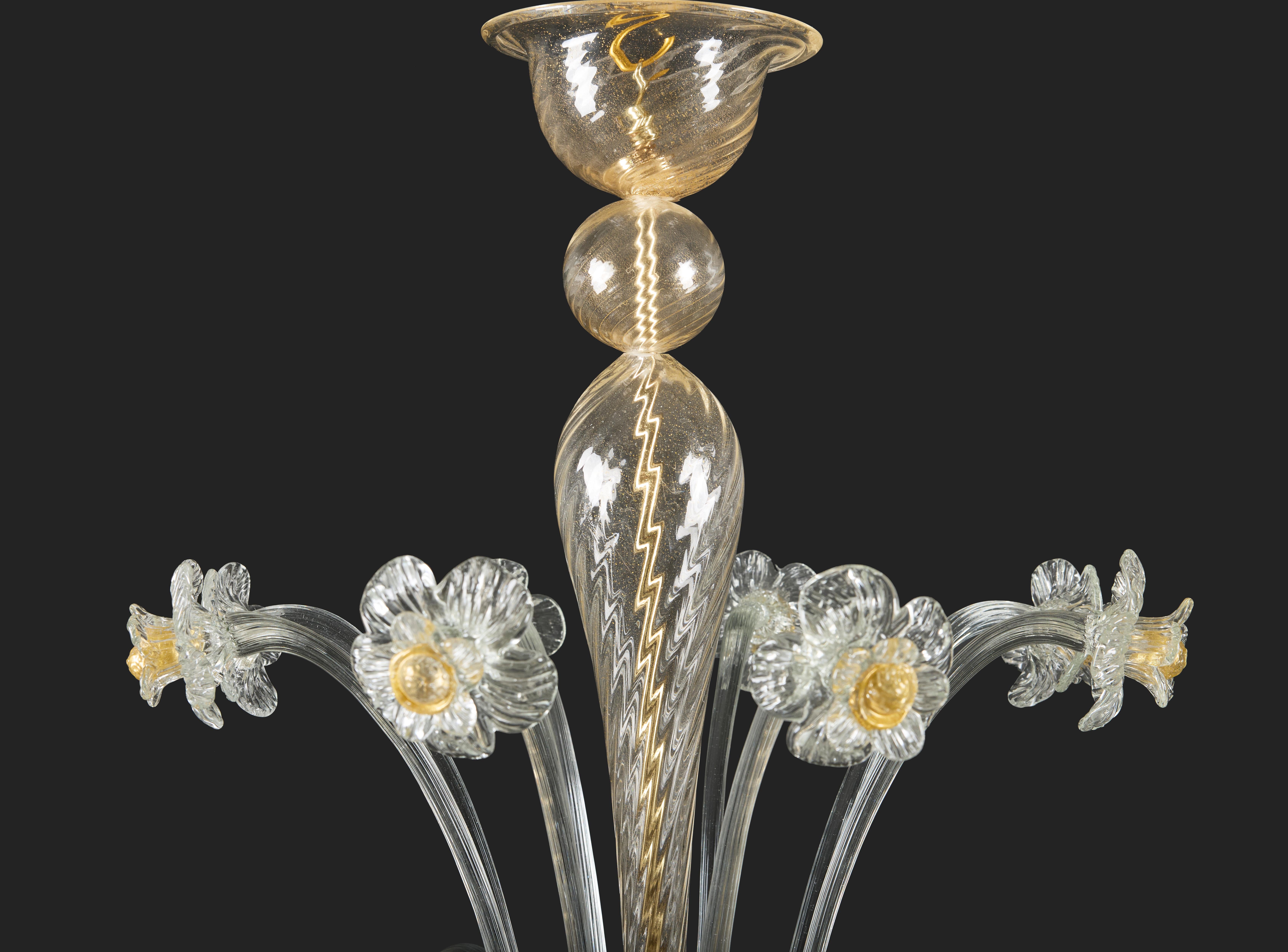 A Large 20th Century Eight Branch Murano Glass Chandelier 1