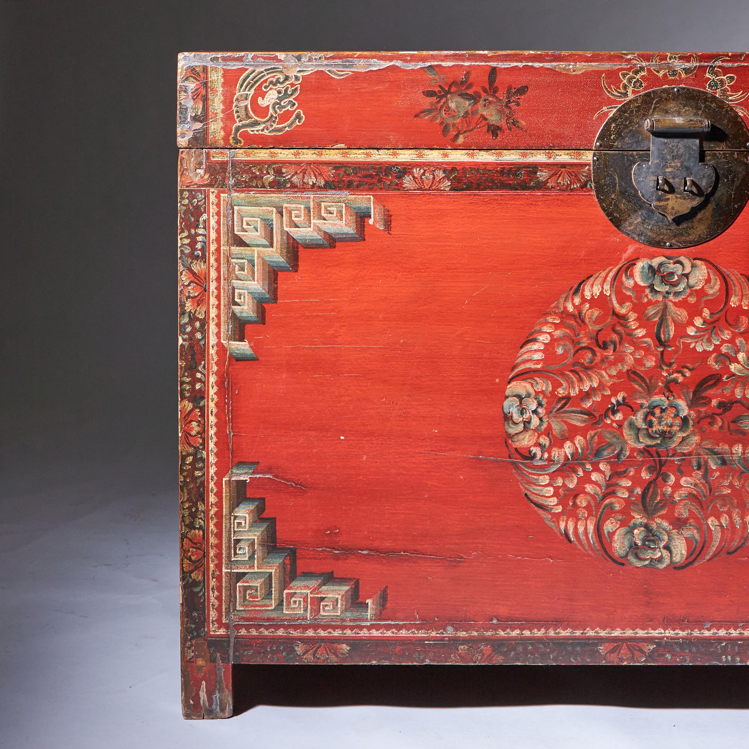 A Large 20th Century Red Japanned and Hand Decorated Tibetan Storage Chest For Sale 1