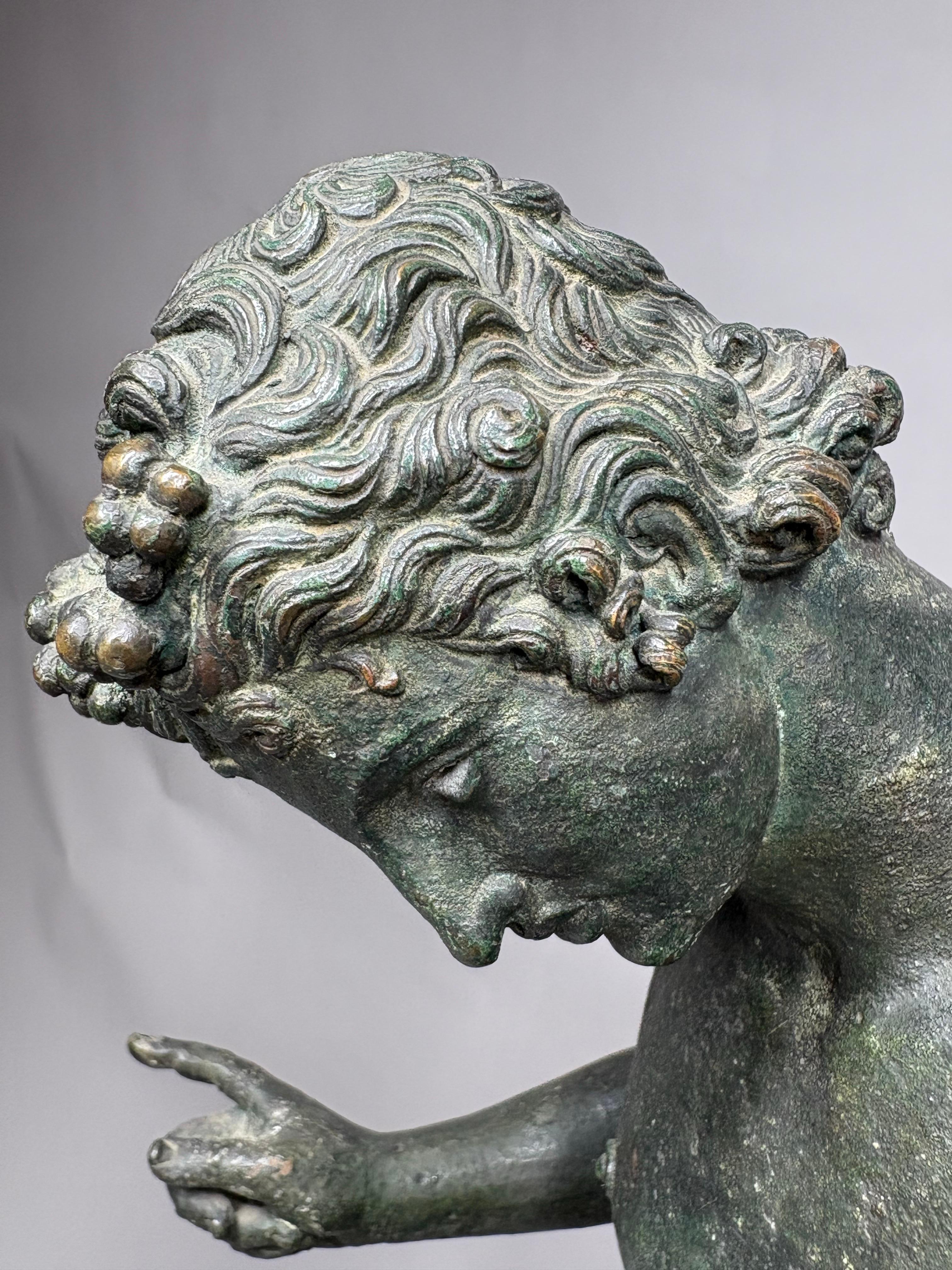 A large 23 1/2-inch high 19th century Grand Tour bronze model of Narcissus in vendita 7