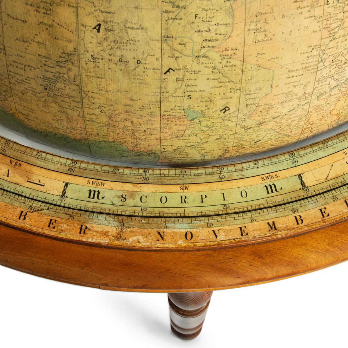 Un grand W. & . globe de la bibliothèque A. K. Johnston en vente 1