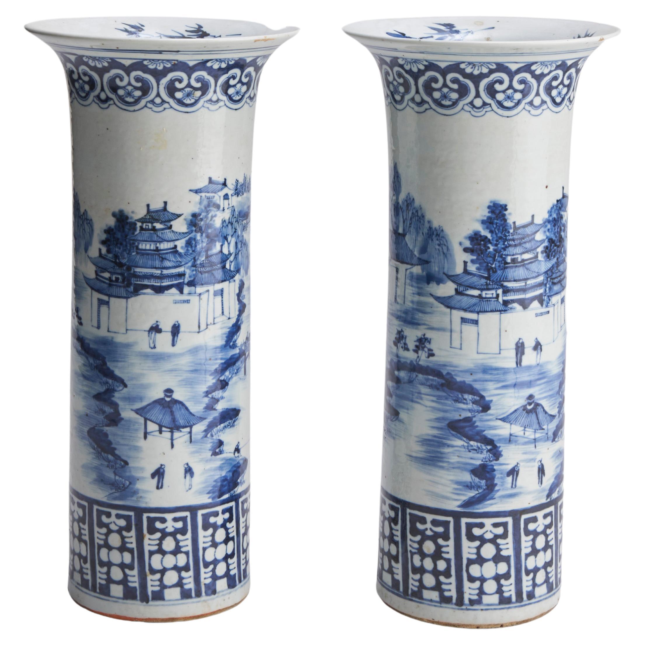 A large (44cm in height) pair of blue and white sleeve vases  For Sale