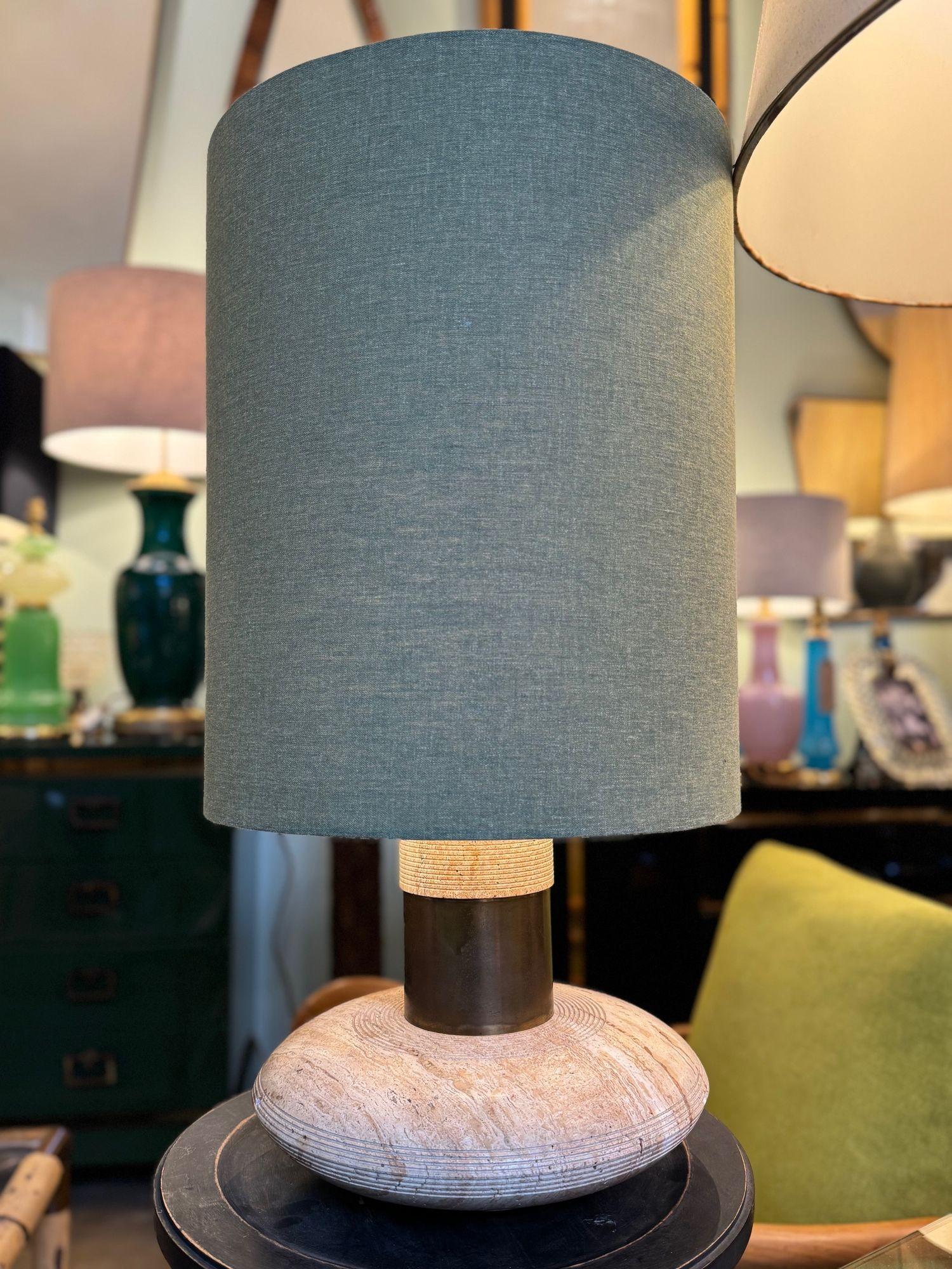 A large 1970s unusual elliptical Italian travertine and brass lamp by Fratelli Mannelli with new bespoke linen shade. Re wired with new brass fittings, antique gold cord flex and PAT tested.