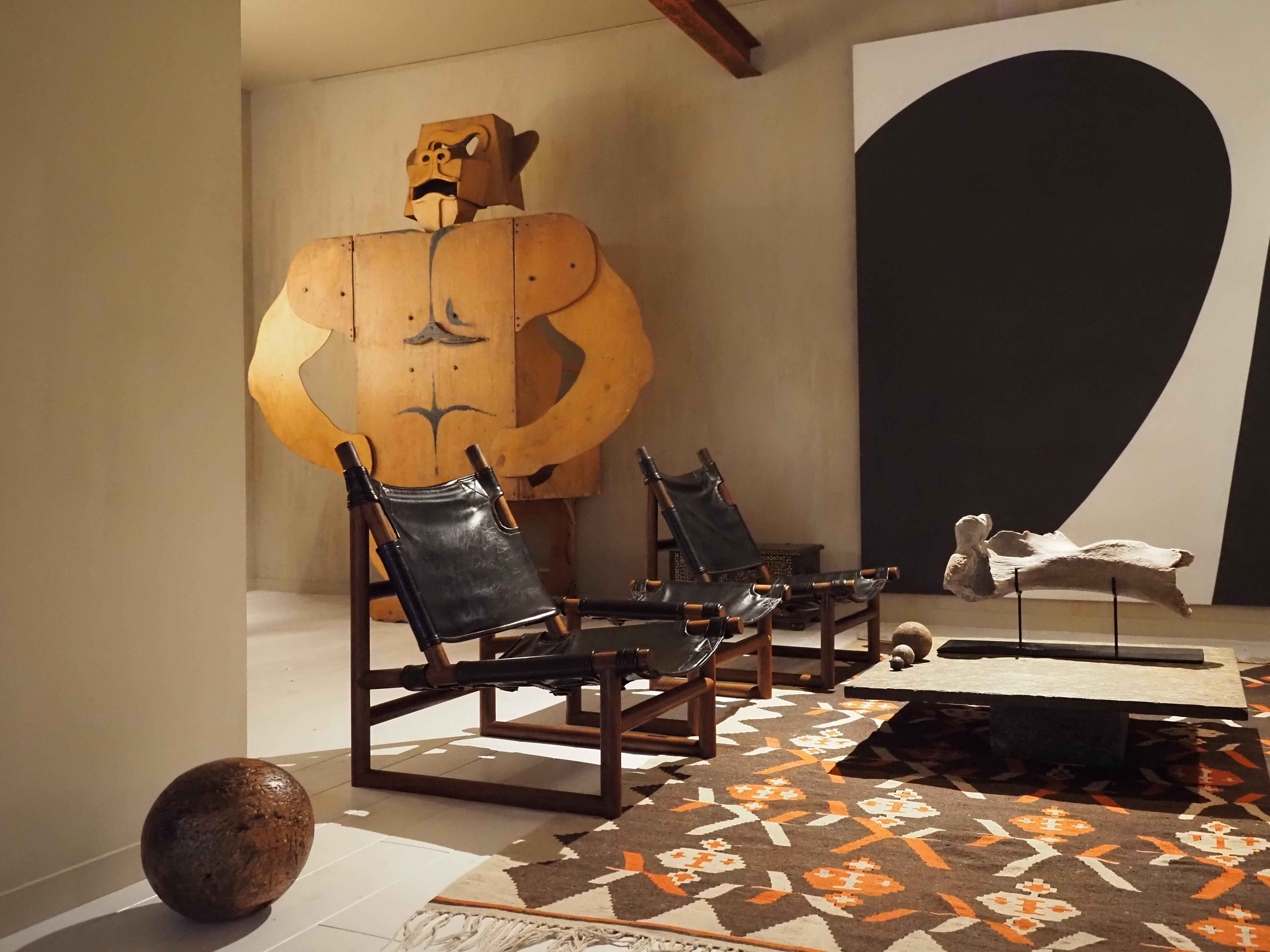 Un grande gorilla regolabile in legno di Luigi Nervo In condizioni buone in vendita a Diest, BE
