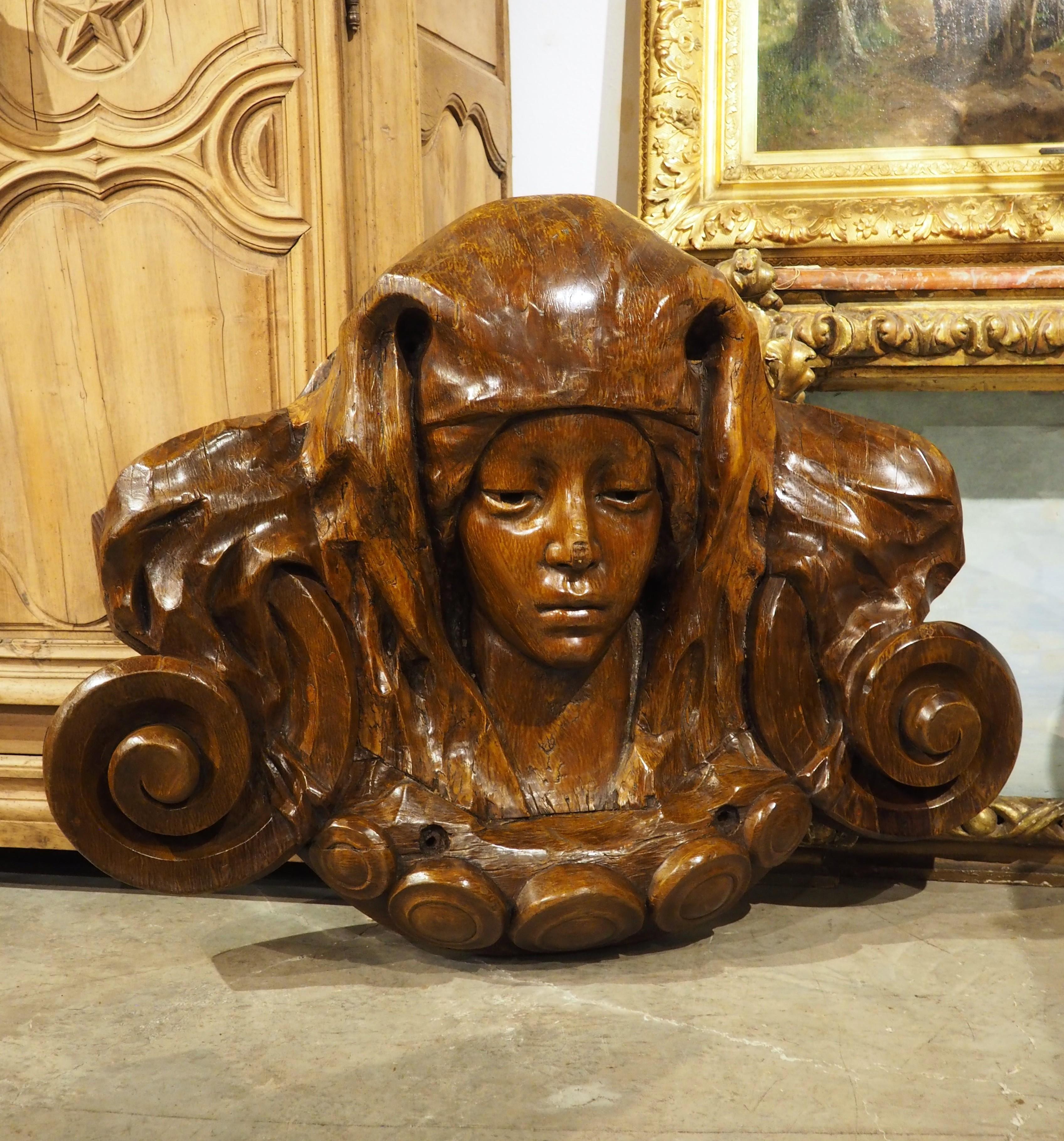 A Large and Decorative Carved Wooden Boiserie Element from France, Late 1800s For Sale 12