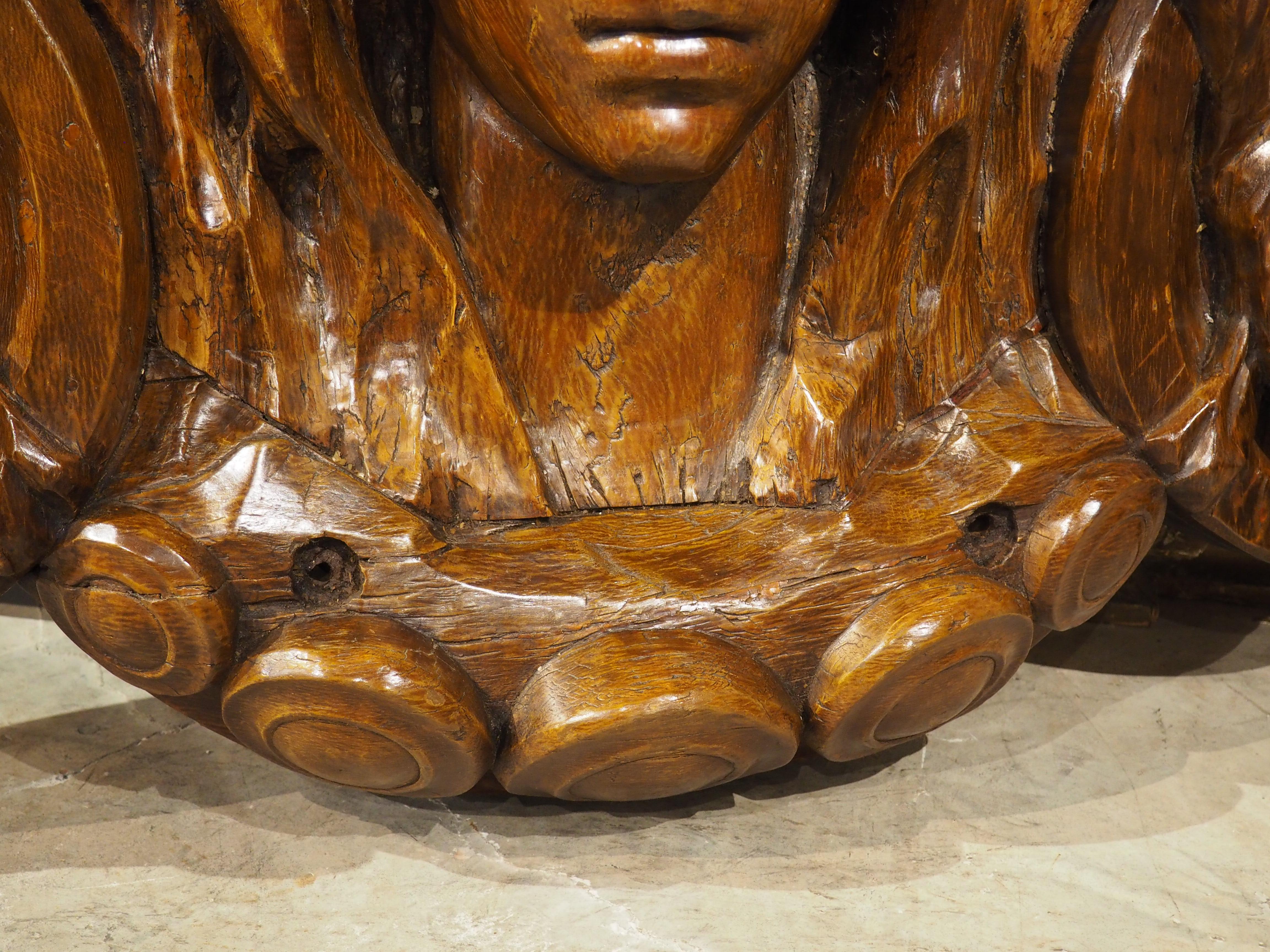 A Large and Decorative Carved Wooden Boiserie Element from France, Late 1800s In Good Condition For Sale In Dallas, TX