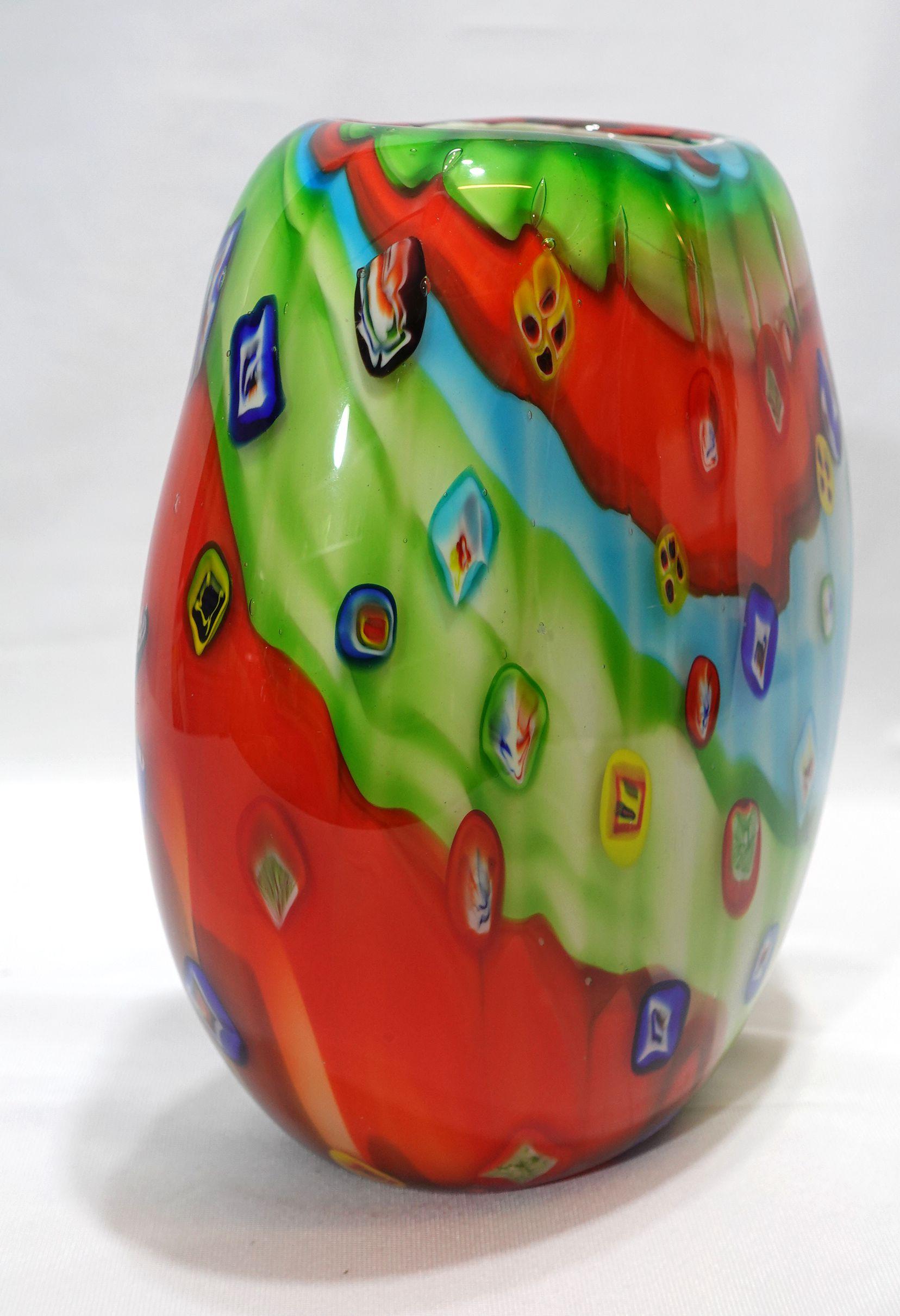 A Large and Heavy Murano Hand Blown Murrine Glass Vase For Sale 1