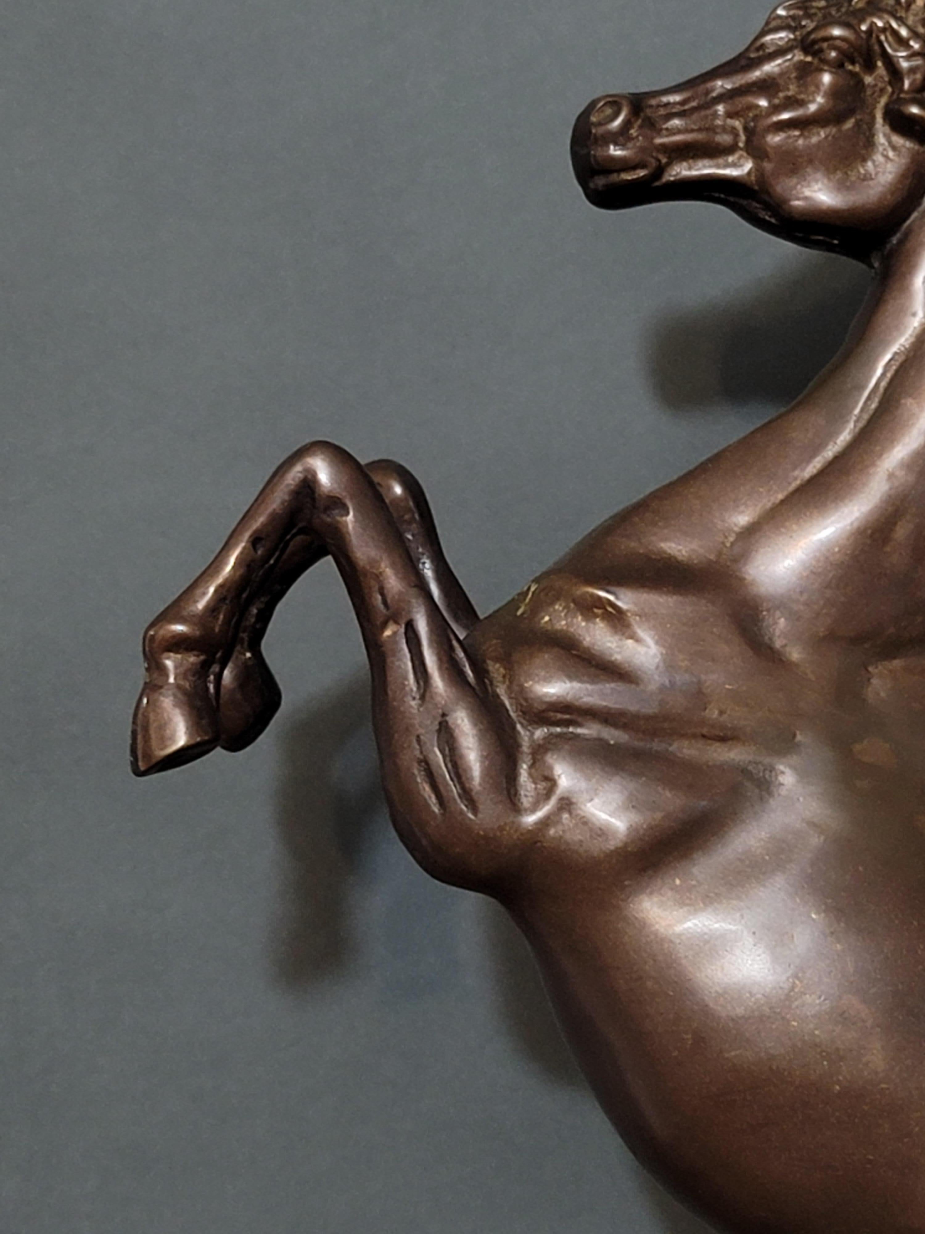 Américain Grande et lourde sculpture de cheval en bronze en vente